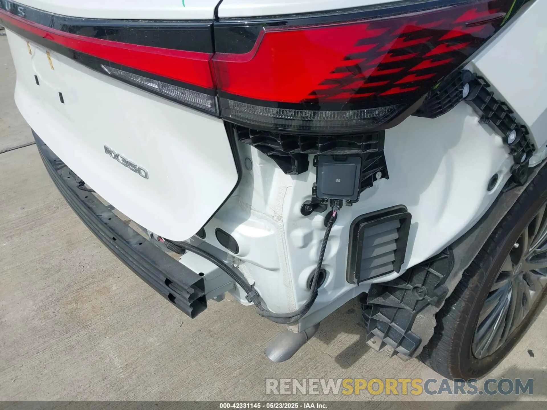 19 Photograph of a damaged car 2T2BAMBA5PC003698 LEXUS RX 350 2023