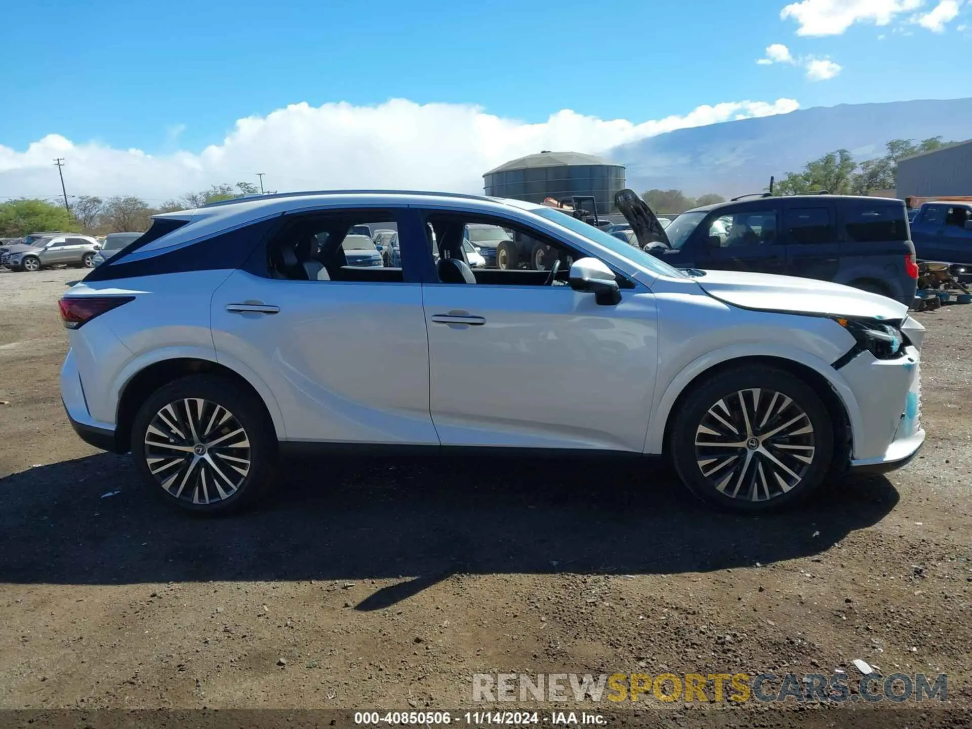 13 Фотография поврежденного автомобиля 2T2BAMBA7PC007963 LEXUS RX 350 2023