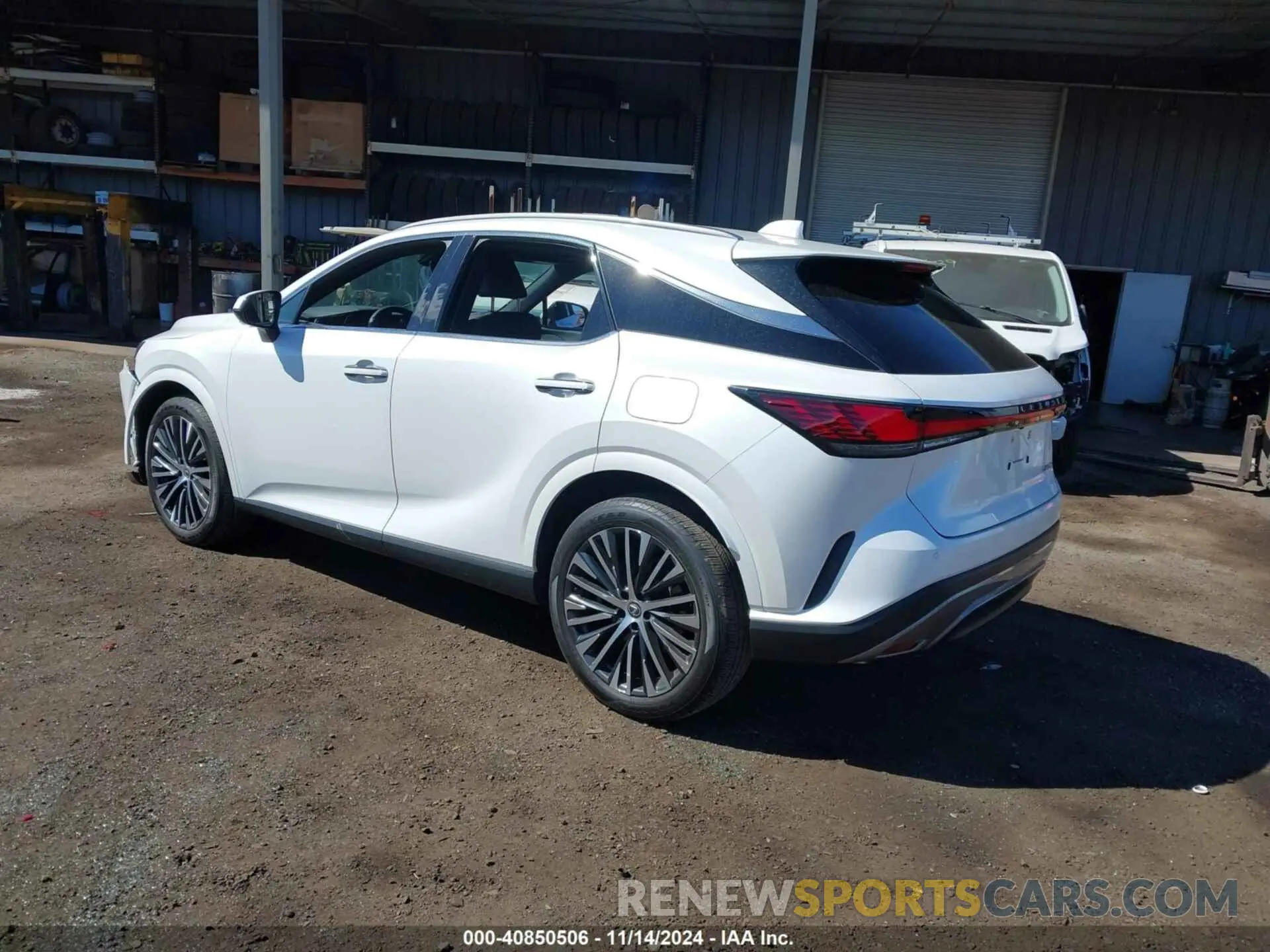 3 Фотография поврежденного автомобиля 2T2BAMBA7PC007963 LEXUS RX 350 2023