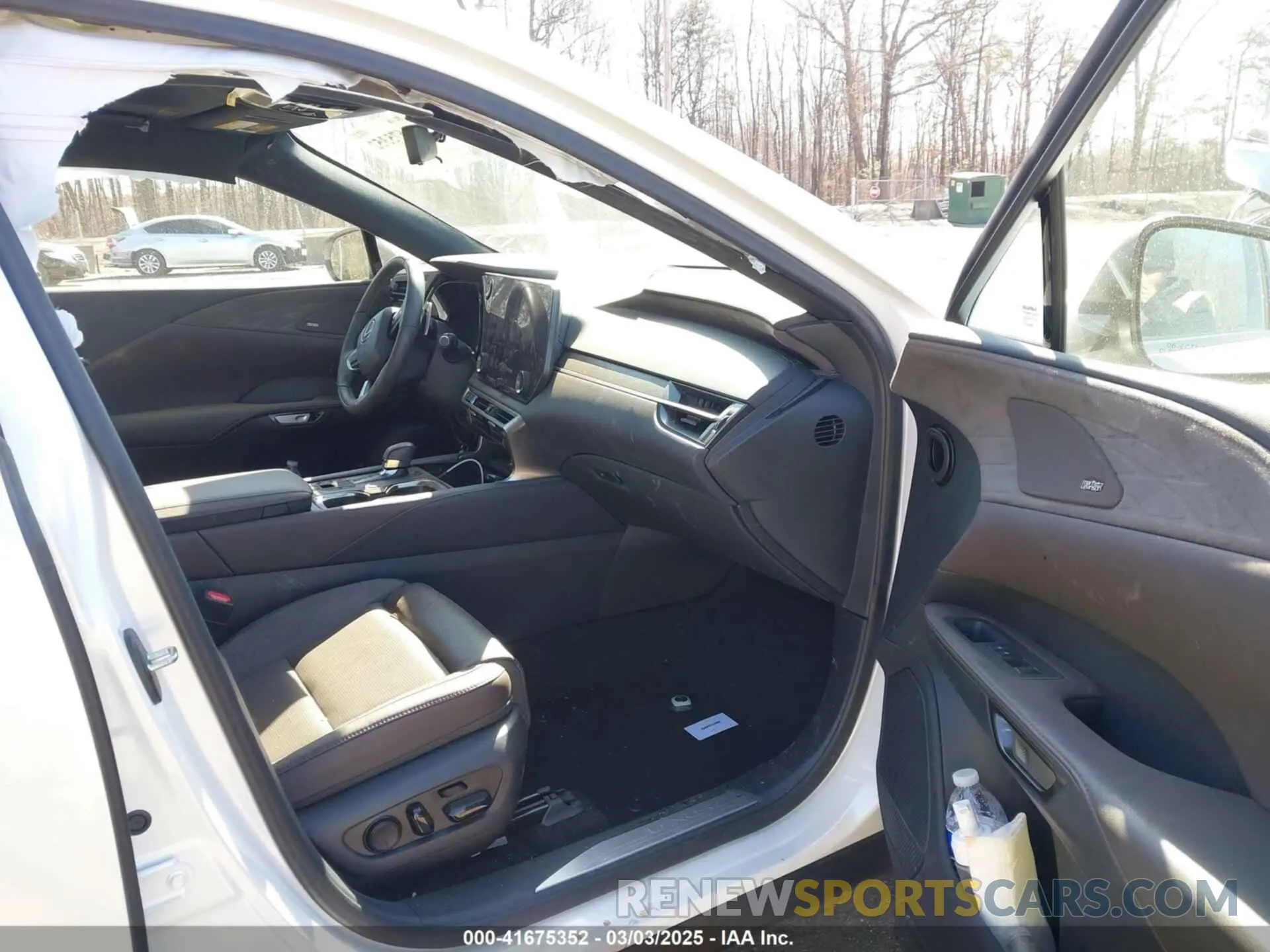 5 Фотография поврежденного автомобиля 2T2BAMCA7PC030674 LEXUS RX 350 2023