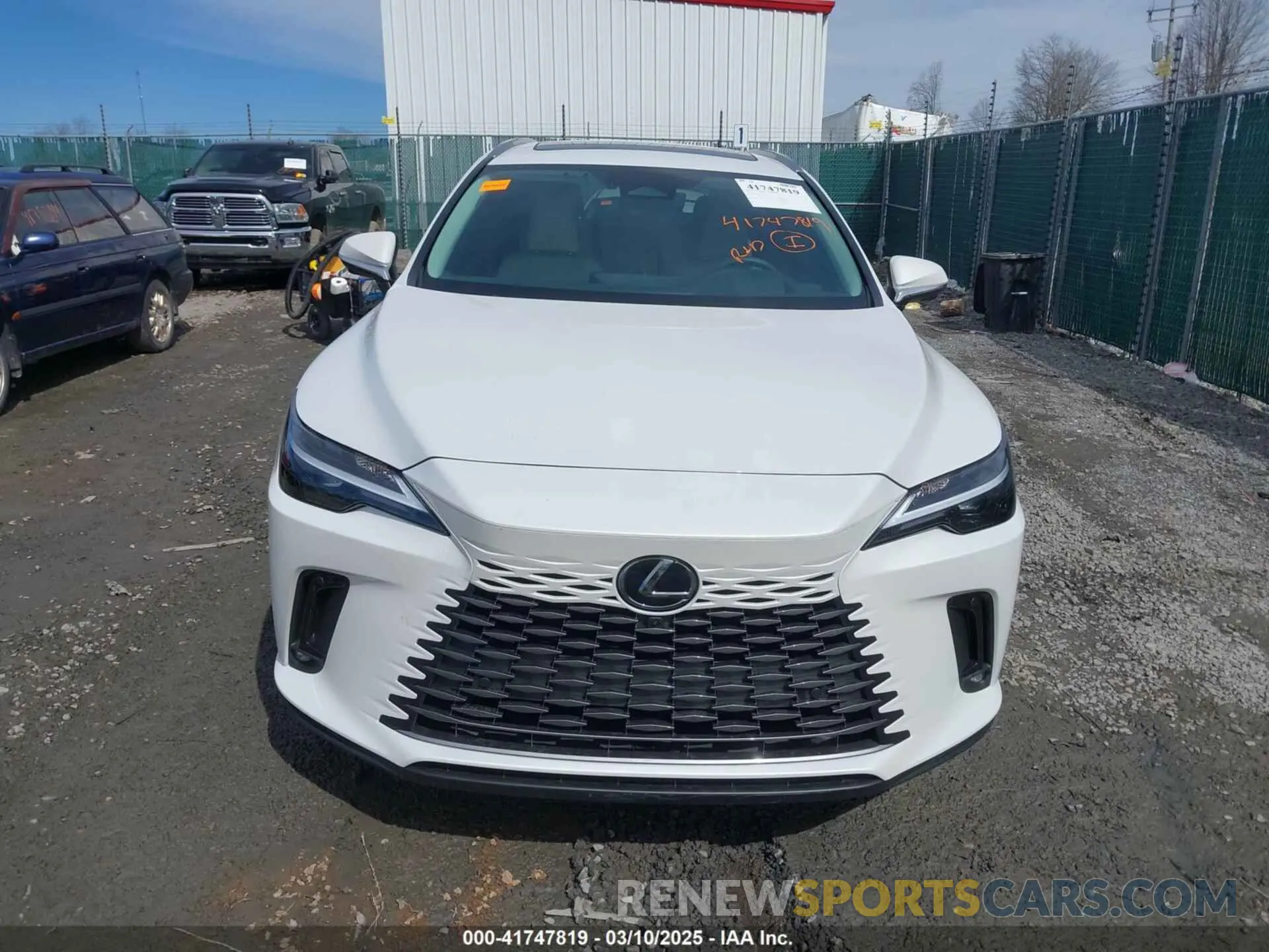 12 Фотография поврежденного автомобиля 2T2BAMCAXPC035688 LEXUS RX 350 2023