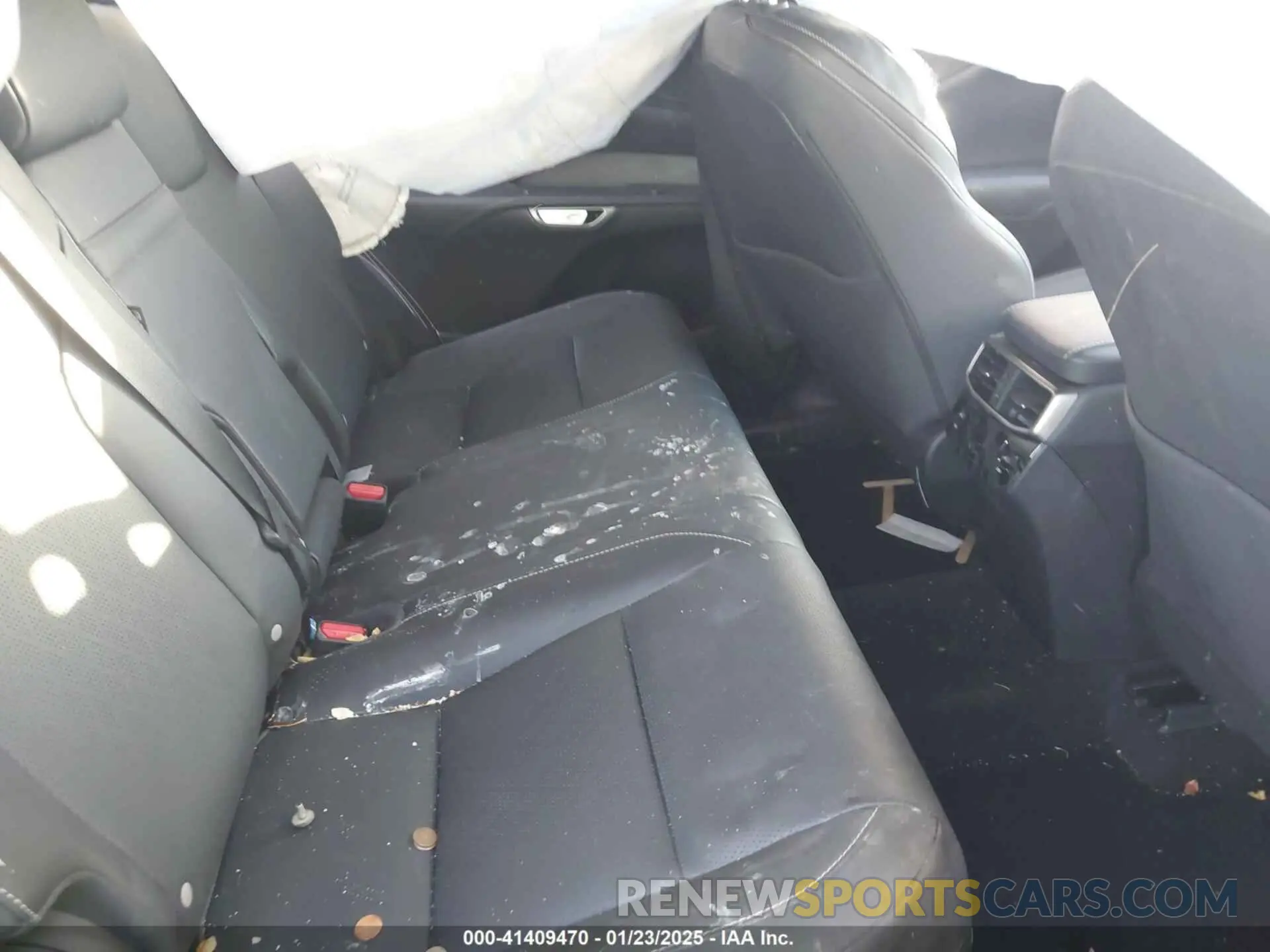 8 Photograph of a damaged car JTJCHMAA1P2000203 LEXUS RX 350 2023