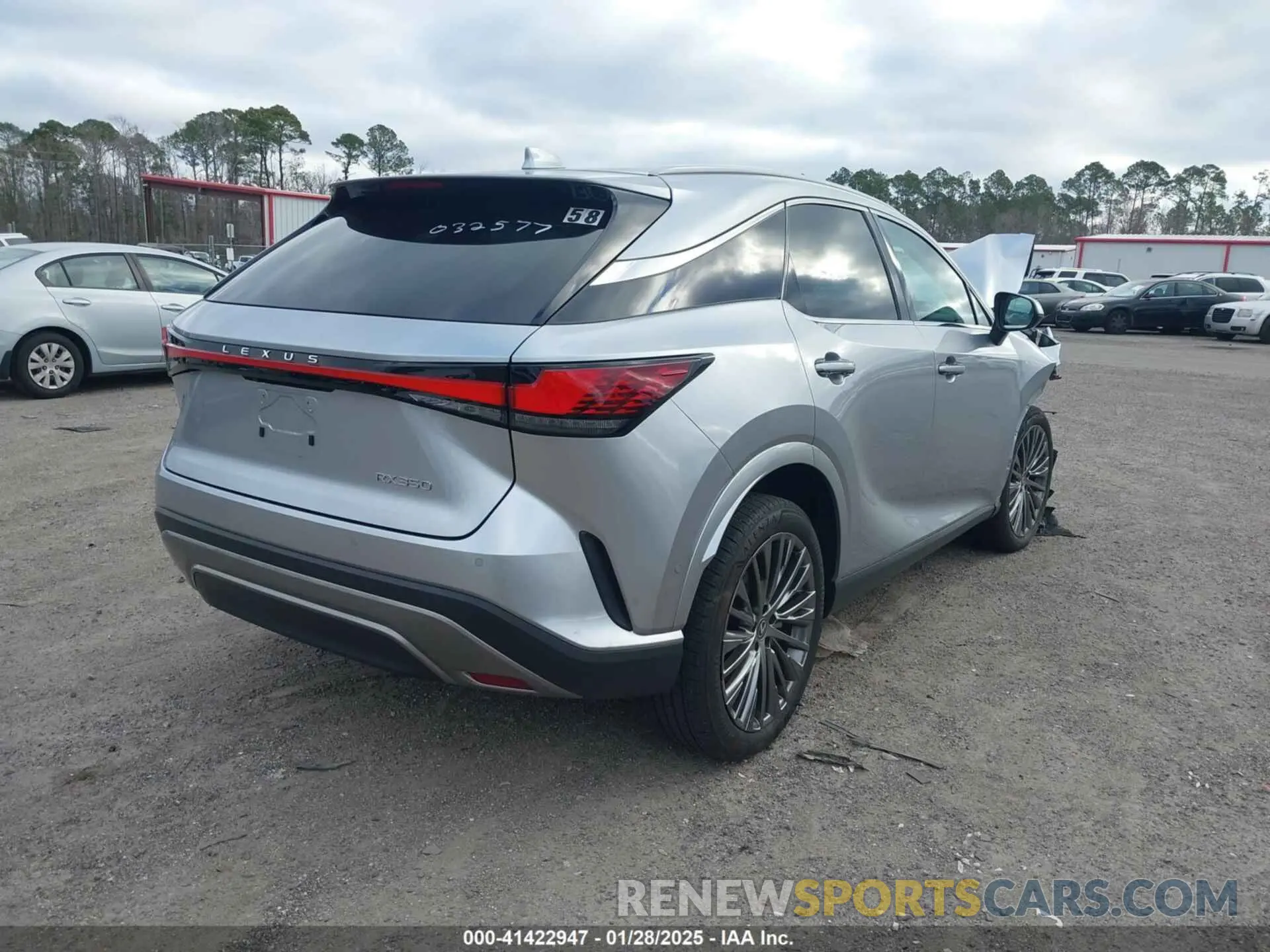 4 Фотография поврежденного автомобиля 2T2BAMBA2RC032577 LEXUS RX 350 2024