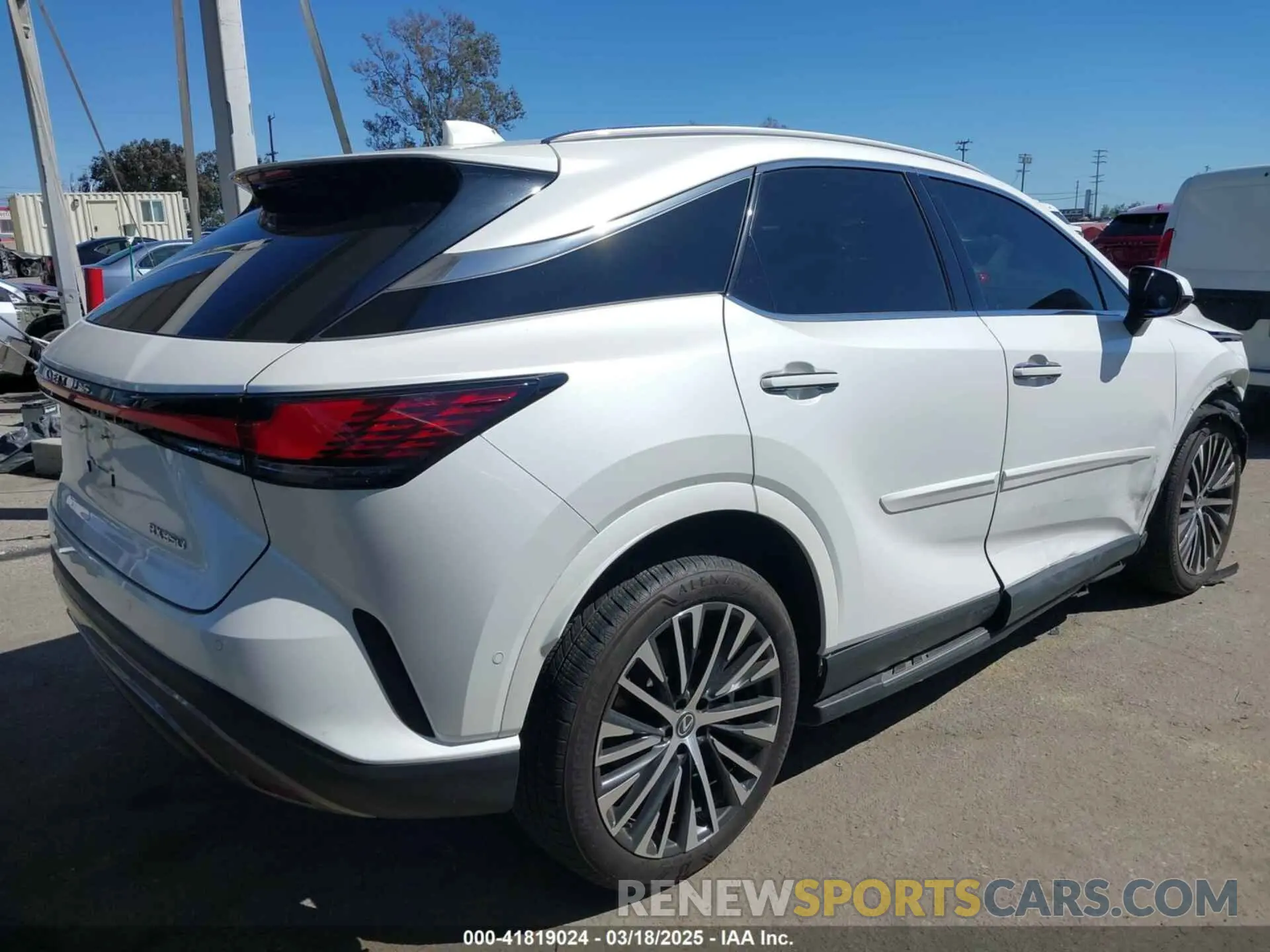 4 Фотография поврежденного автомобиля 2T2BAMBA3RC022849 LEXUS RX 350 2024