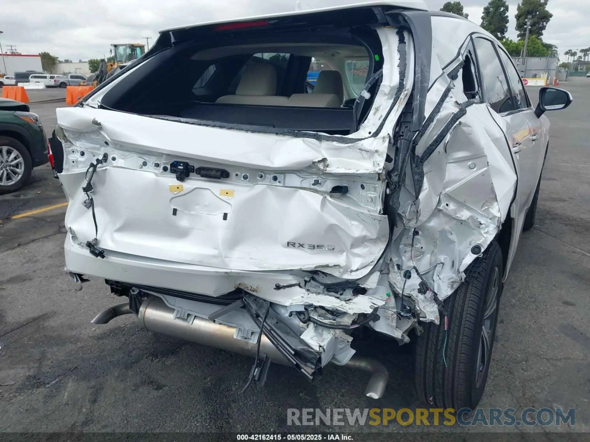 6 Фотография поврежденного автомобиля 2T2BAMBA5RC043718 LEXUS RX 350 2024