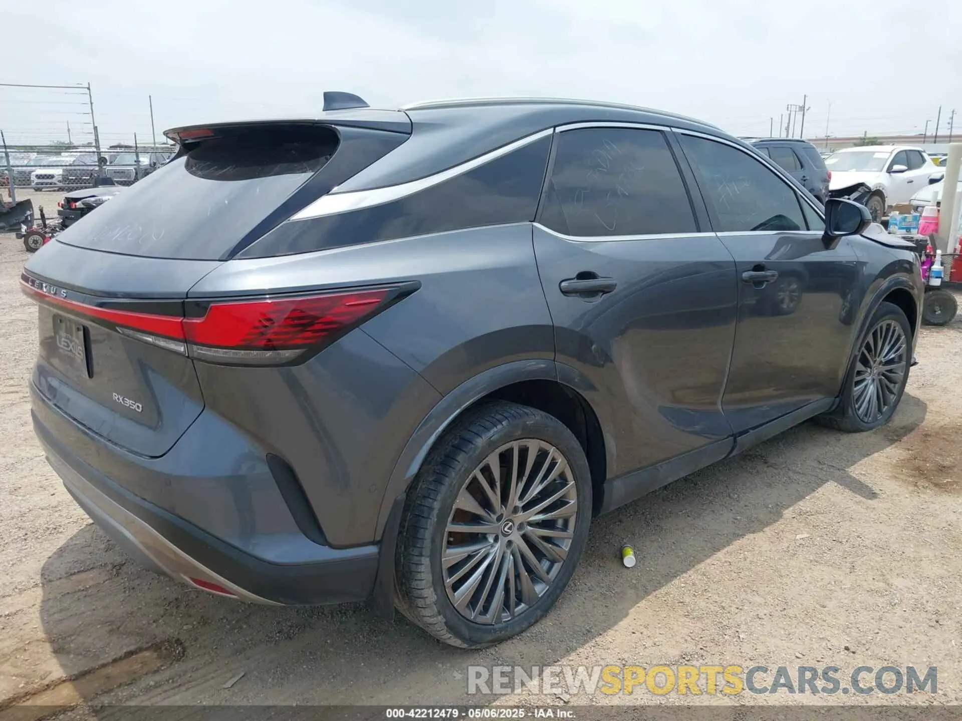 4 Фотография поврежденного автомобиля 2T2BAMBA6RC028869 LEXUS RX 350 2024
