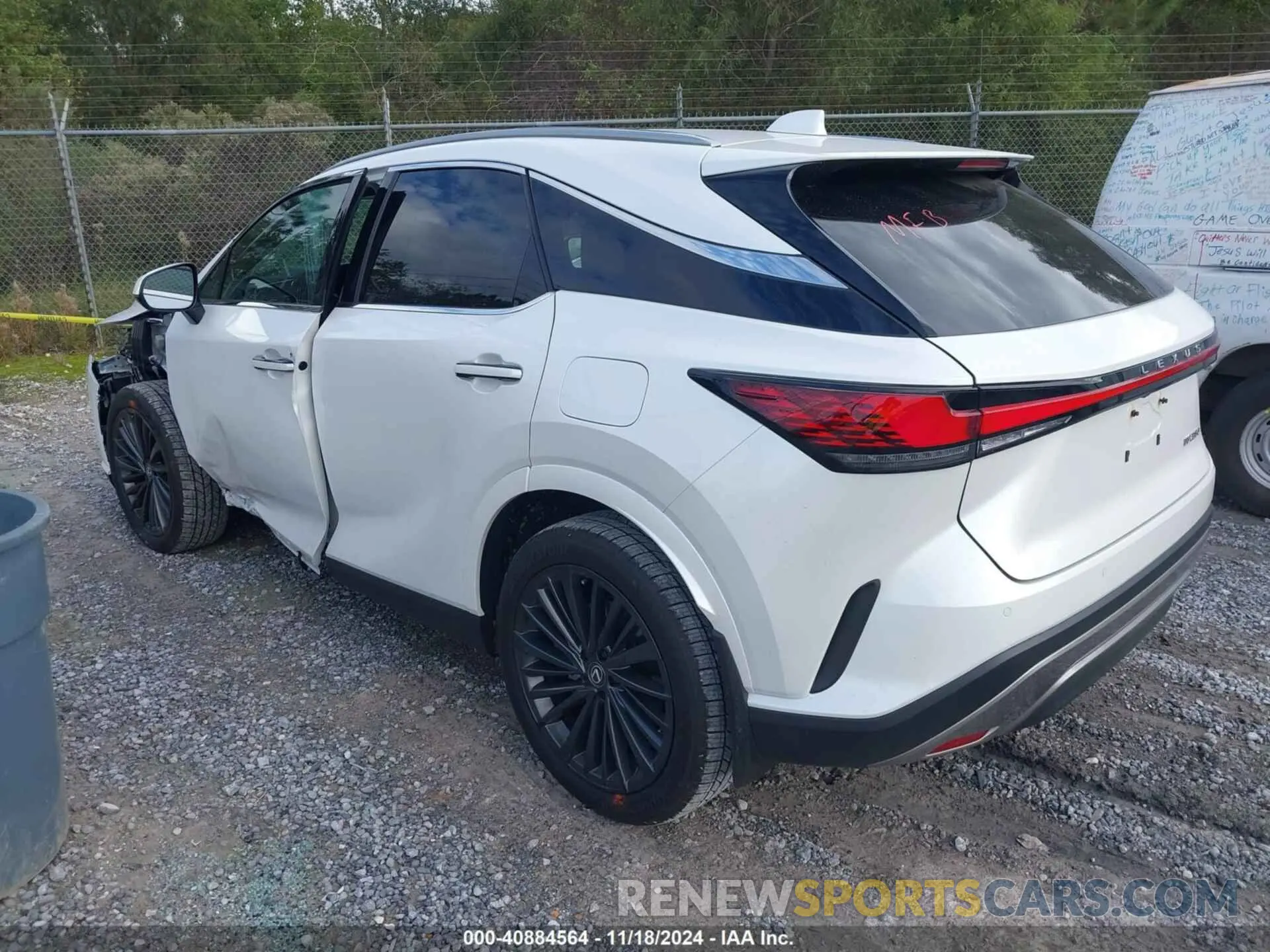 3 Фотография поврежденного автомобиля 2T2BAMBA9RC044337 LEXUS RX 350 2024