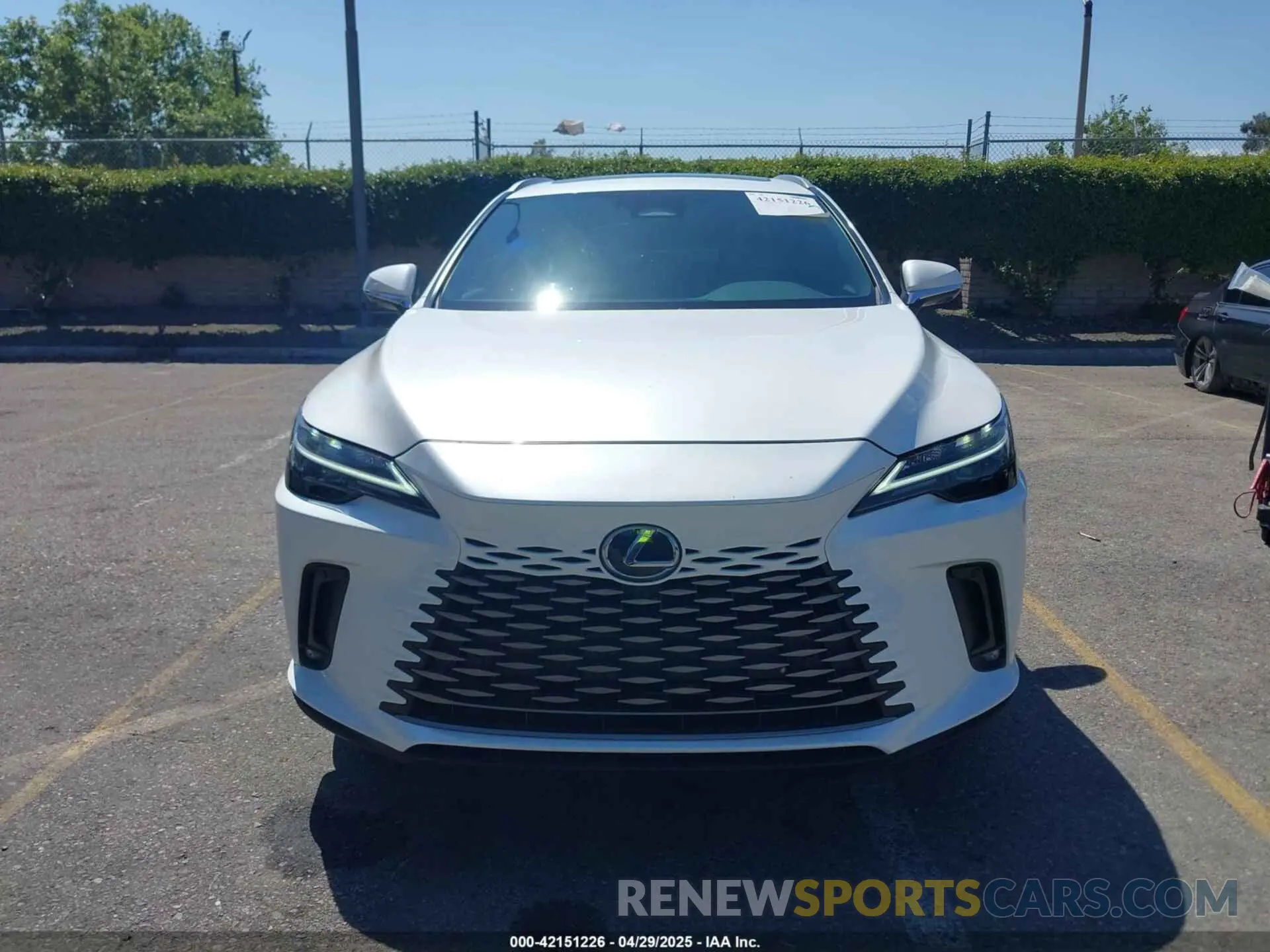 12 Фотография поврежденного автомобиля 2T2BAMBAXRC042872 LEXUS RX 350 2024