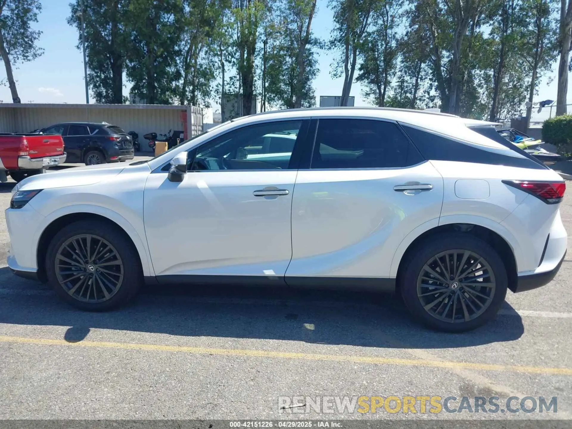 14 Фотография поврежденного автомобиля 2T2BAMBAXRC042872 LEXUS RX 350 2024