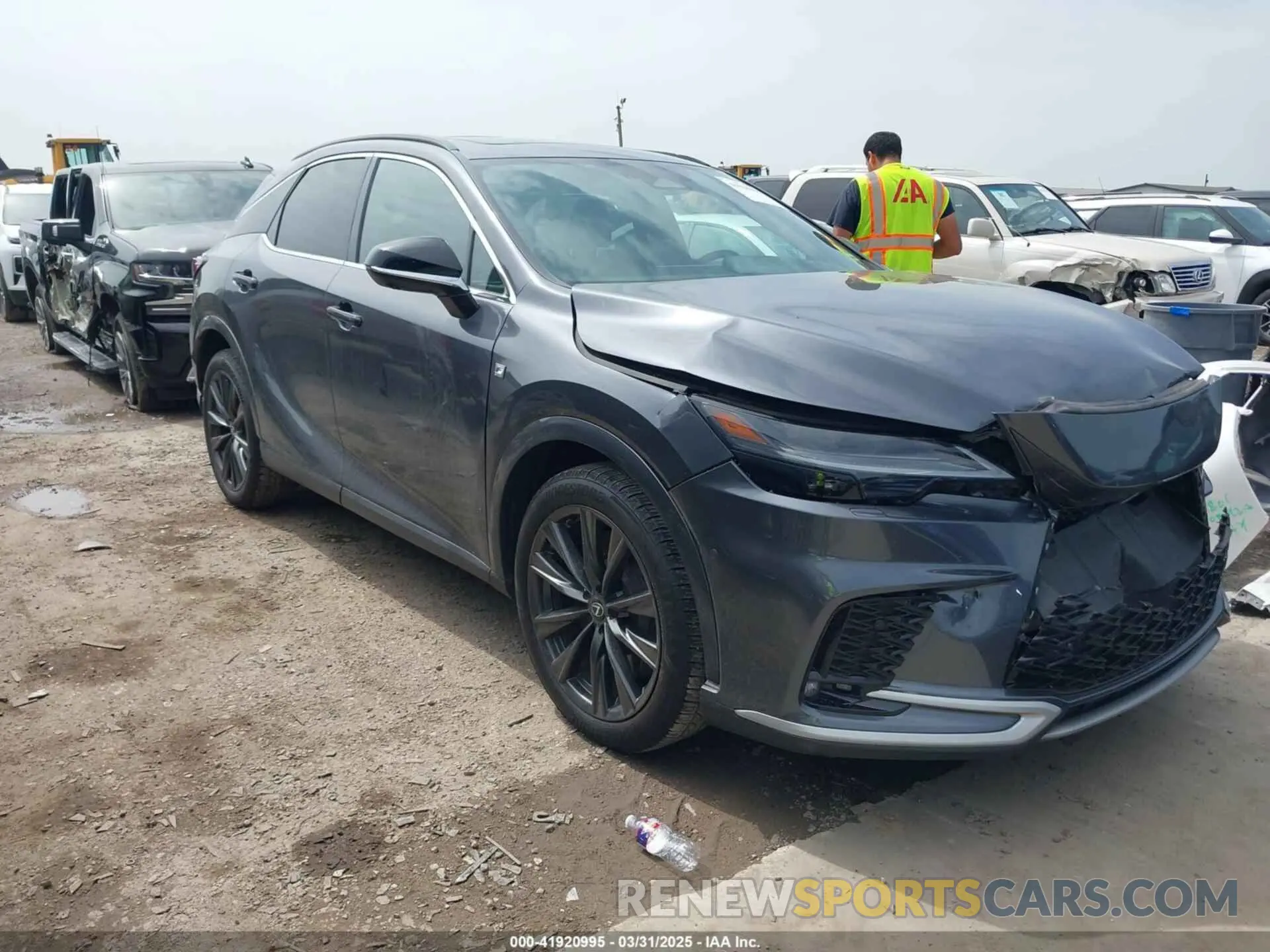 1 Фотография поврежденного автомобиля 2T2BAMCA1RC057016 LEXUS RX 350 2024
