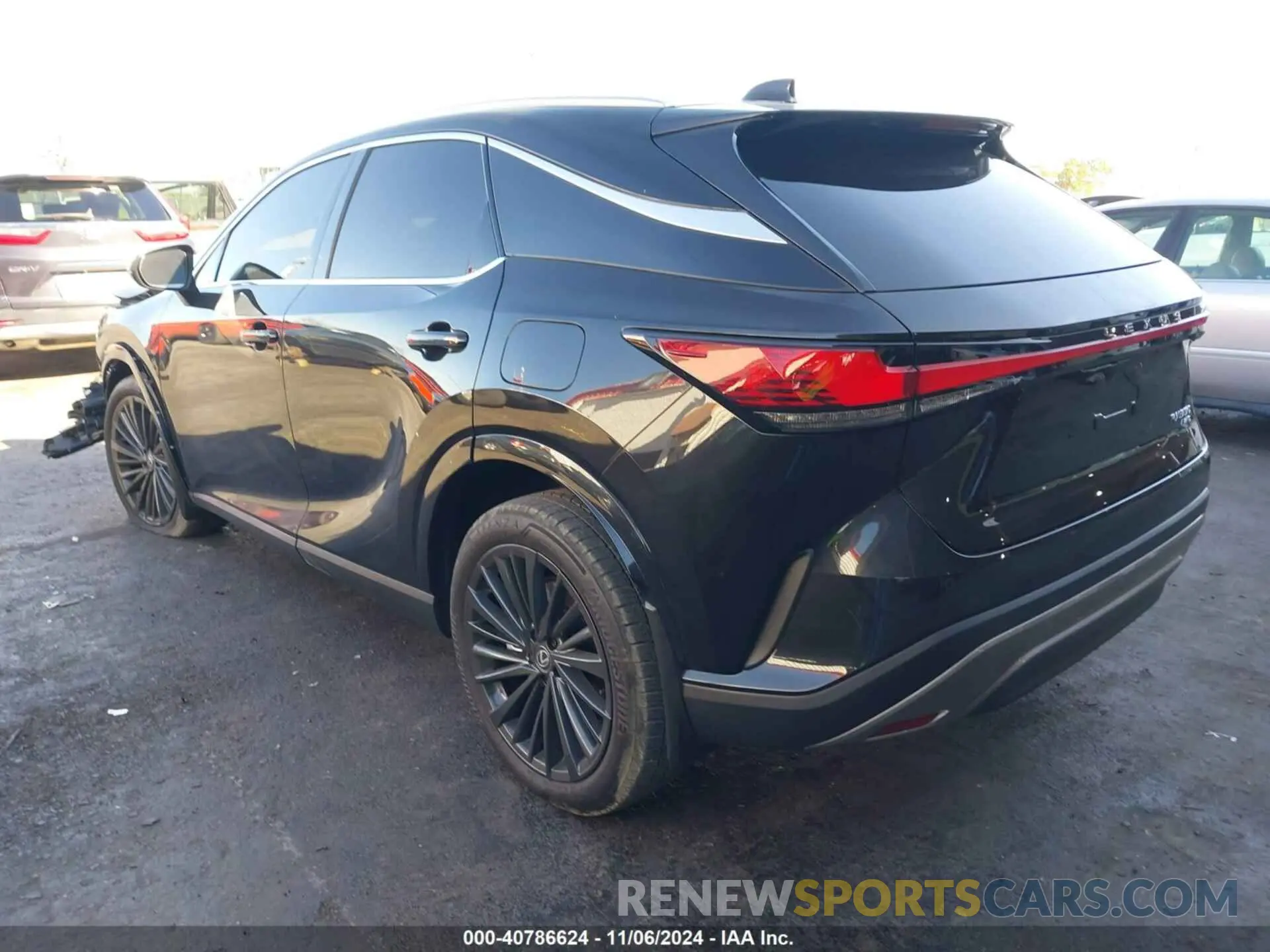 3 Фотография поврежденного автомобиля 2T2BAMCA6RC081005 LEXUS RX 350 2024
