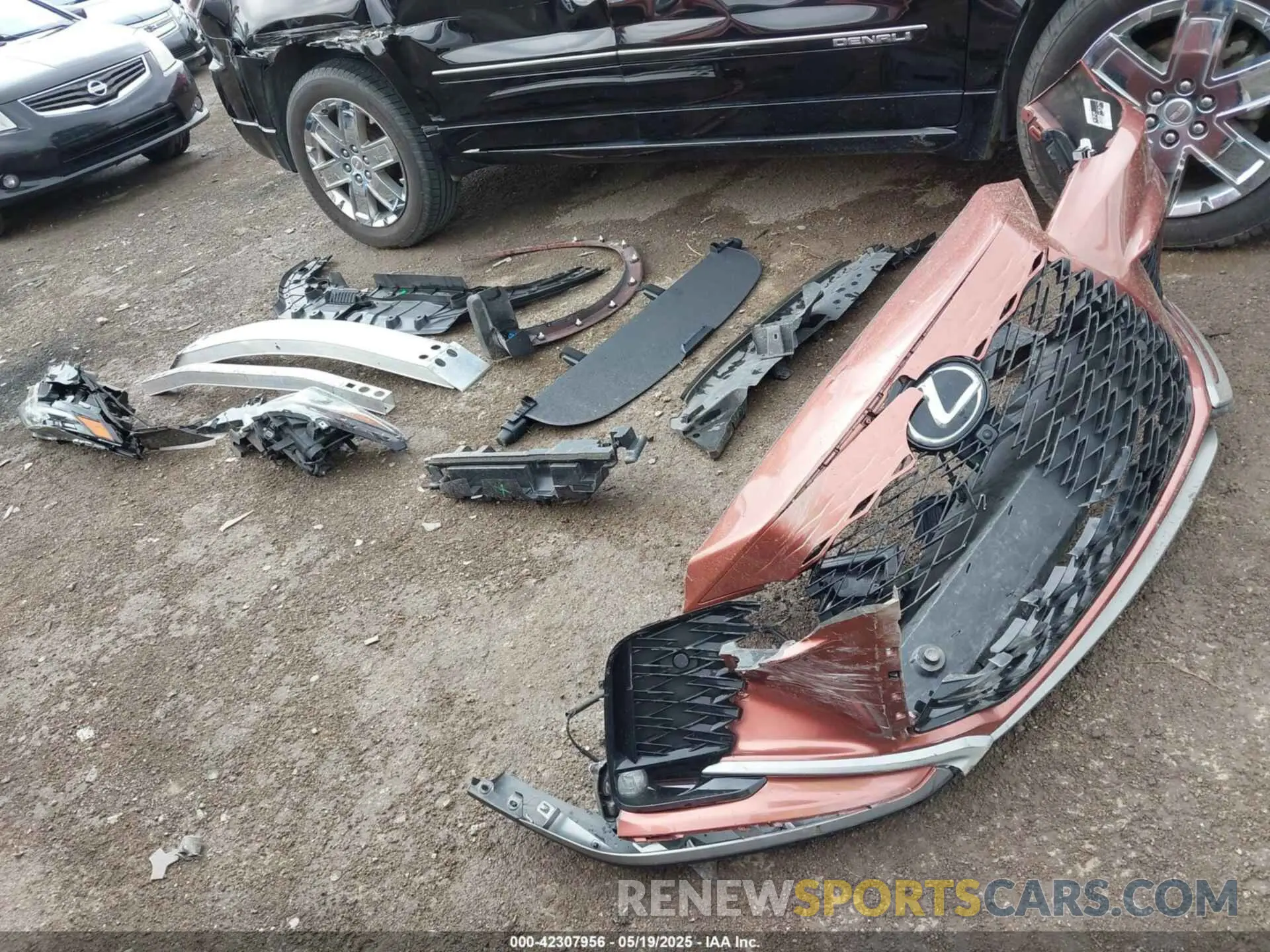 12 Фотография поврежденного автомобиля 2T2BAMCA7RC054055 LEXUS RX 350 2024