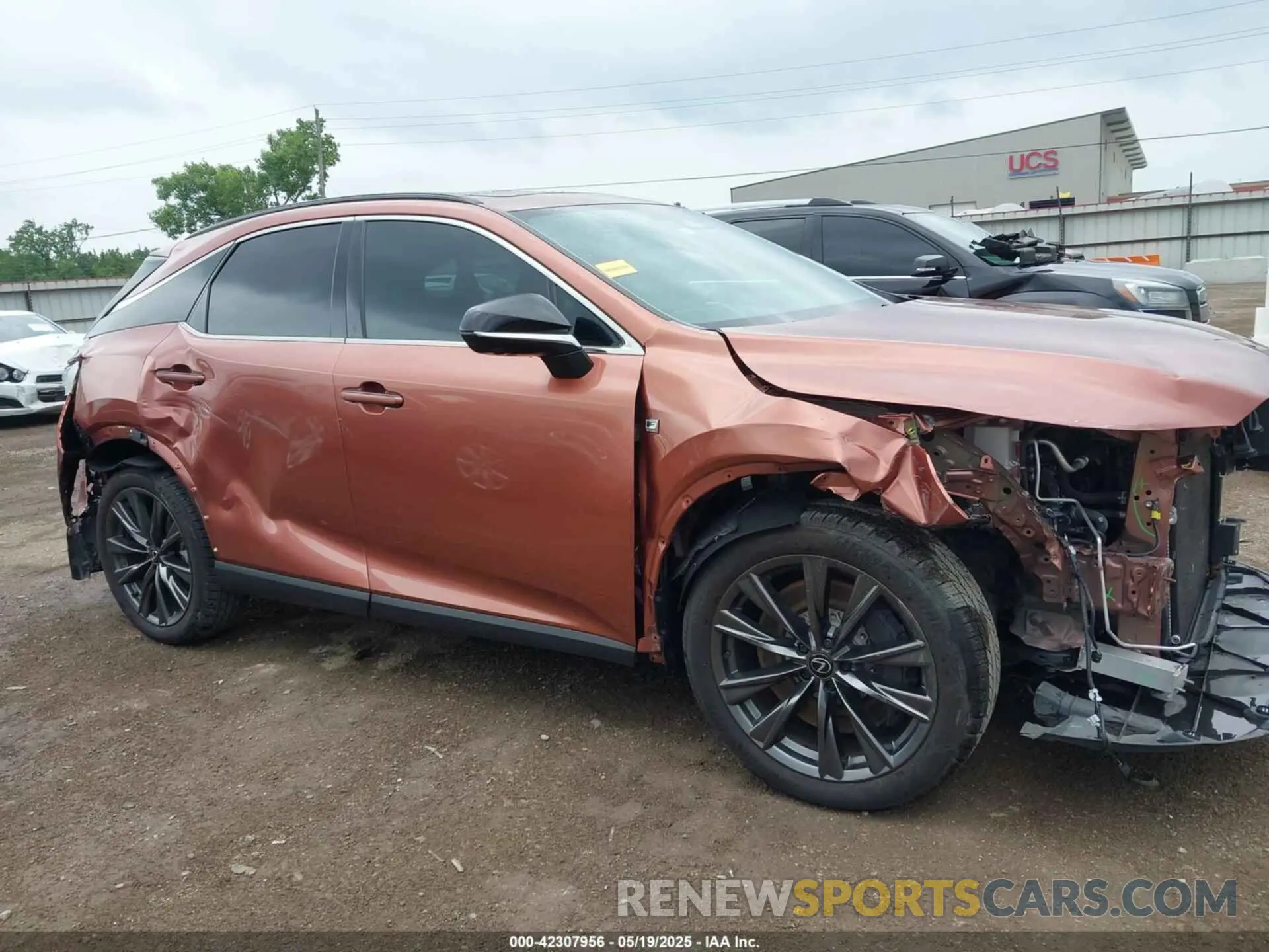 14 Фотография поврежденного автомобиля 2T2BAMCA7RC054055 LEXUS RX 350 2024