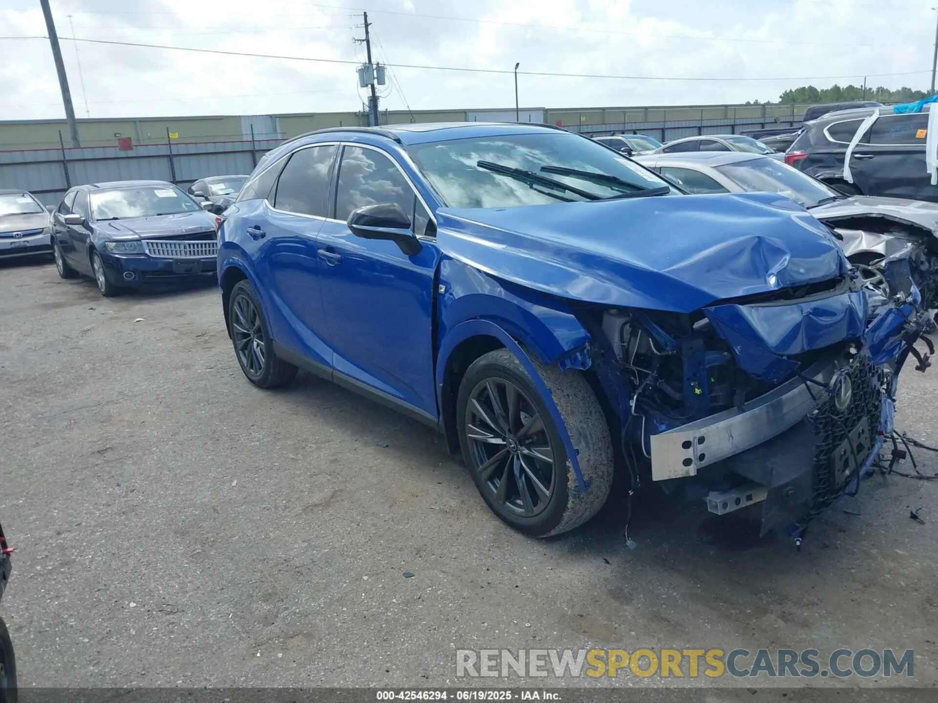 1 Фотография поврежденного автомобиля 2T2BAMCA8RC056073 LEXUS RX 350 2024