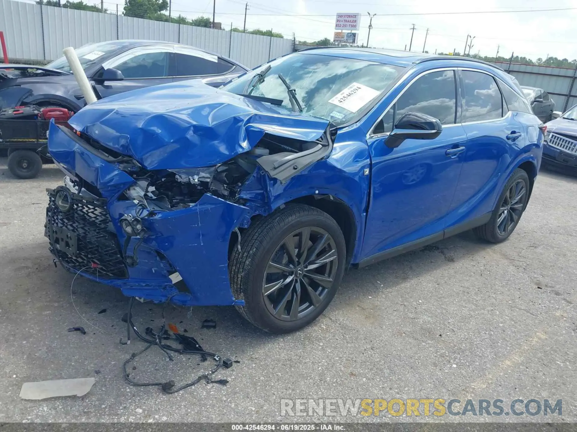 2 Фотография поврежденного автомобиля 2T2BAMCA8RC056073 LEXUS RX 350 2024
