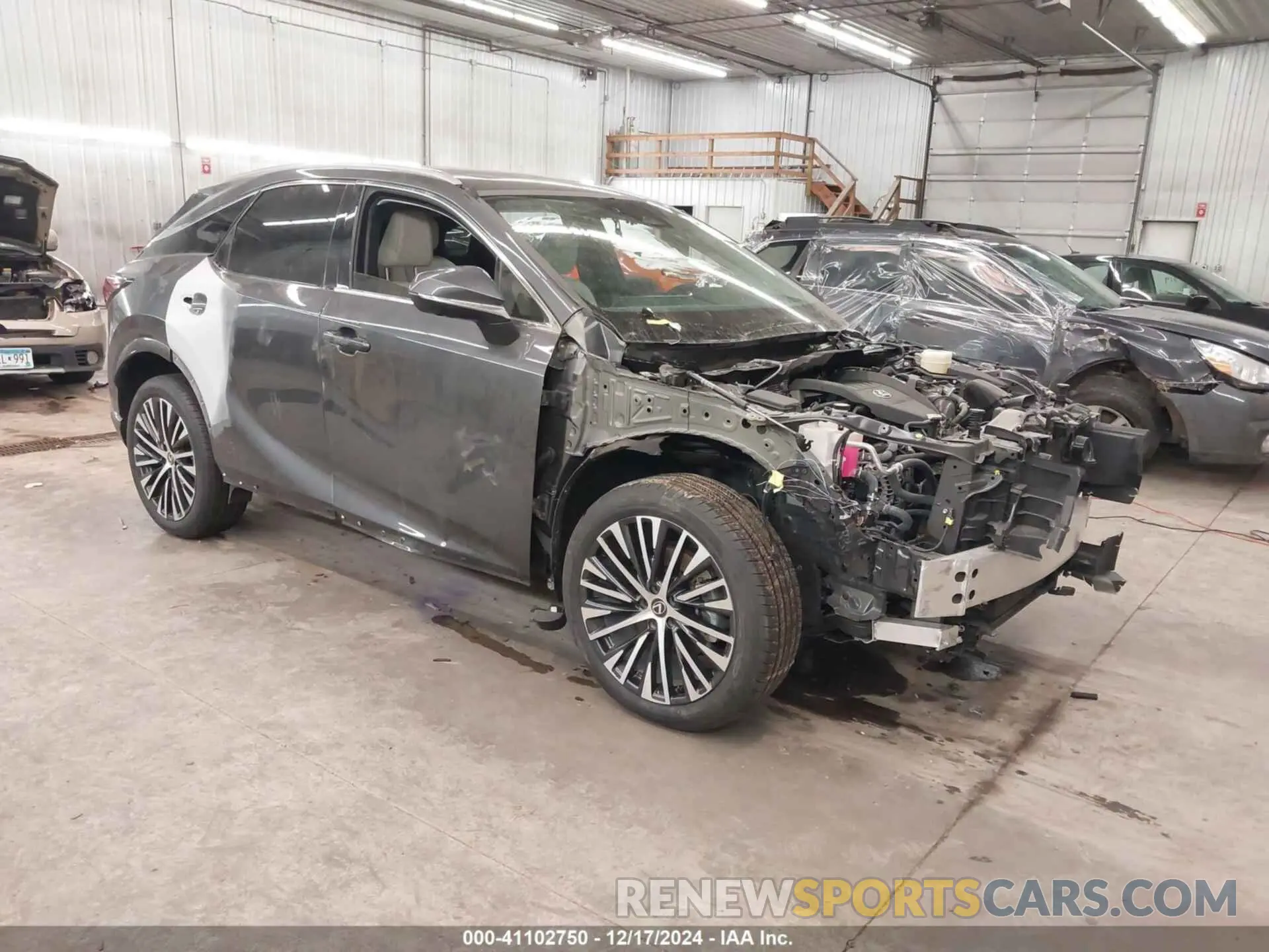 1 Фотография поврежденного автомобиля 2T2BAMCA9RC052971 LEXUS RX 350 2024
