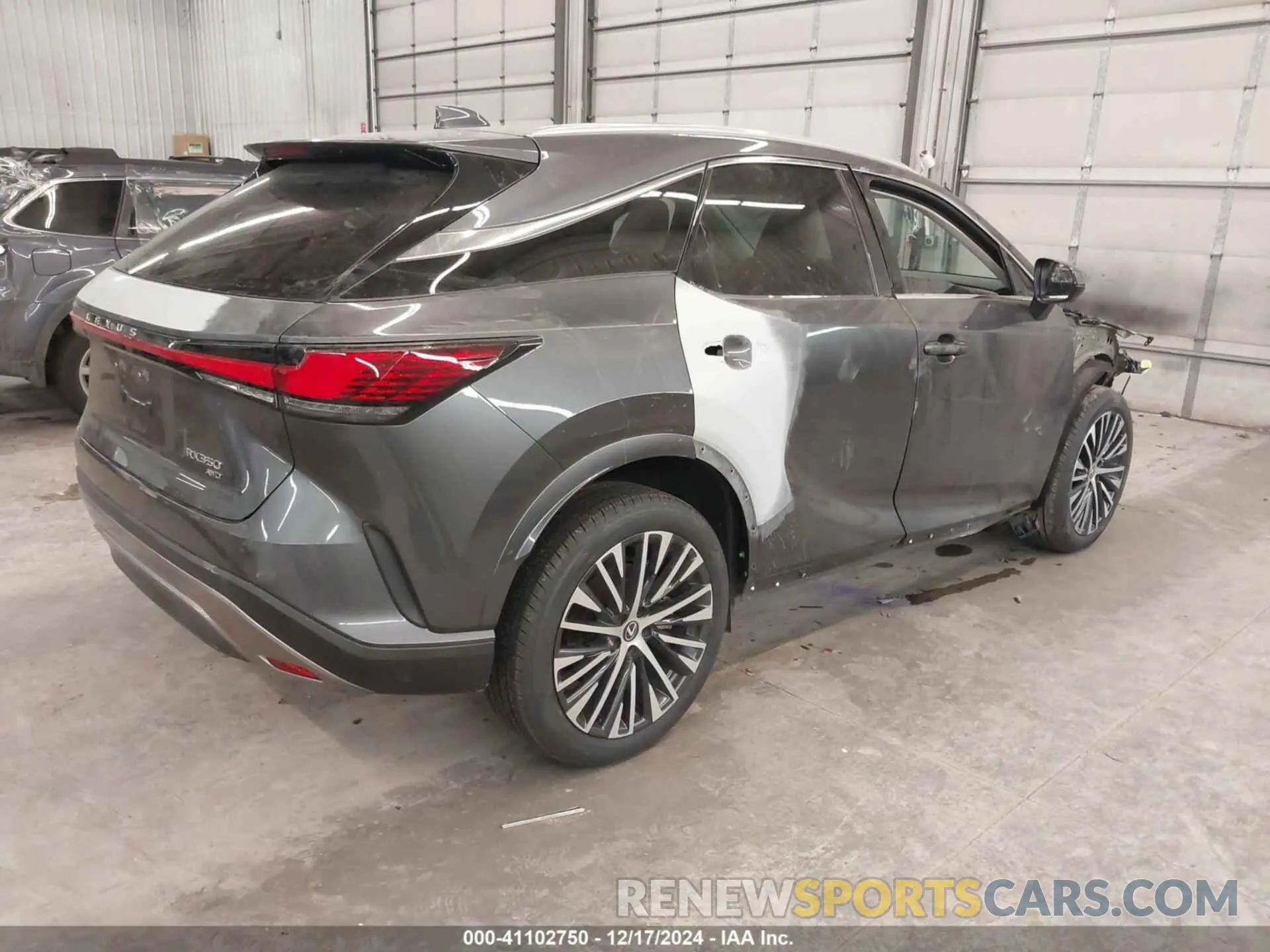 4 Фотография поврежденного автомобиля 2T2BAMCA9RC052971 LEXUS RX 350 2024