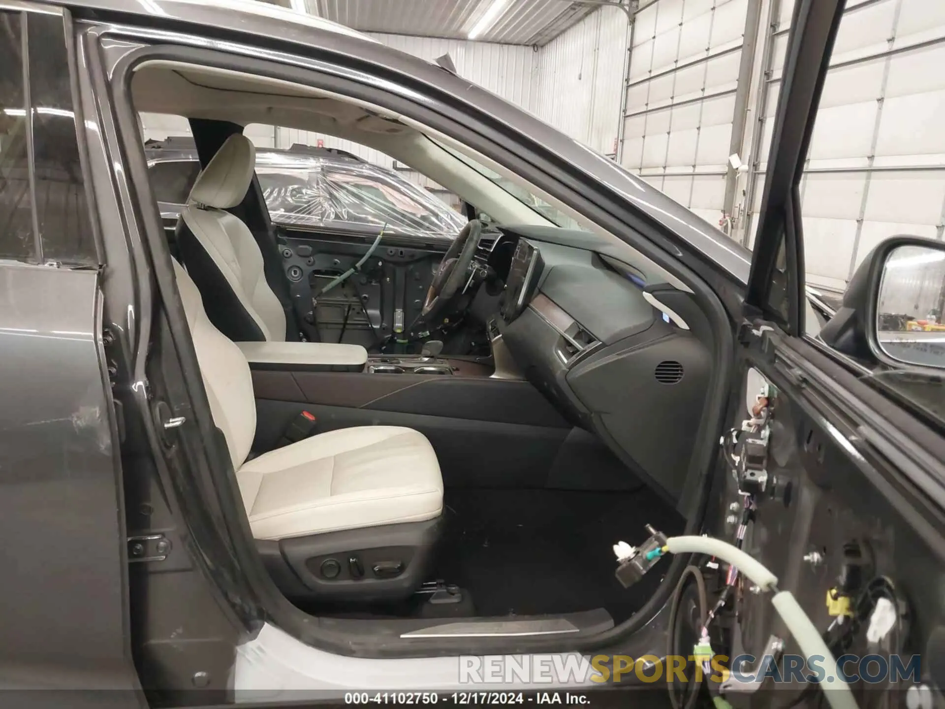 5 Фотография поврежденного автомобиля 2T2BAMCA9RC052971 LEXUS RX 350 2024