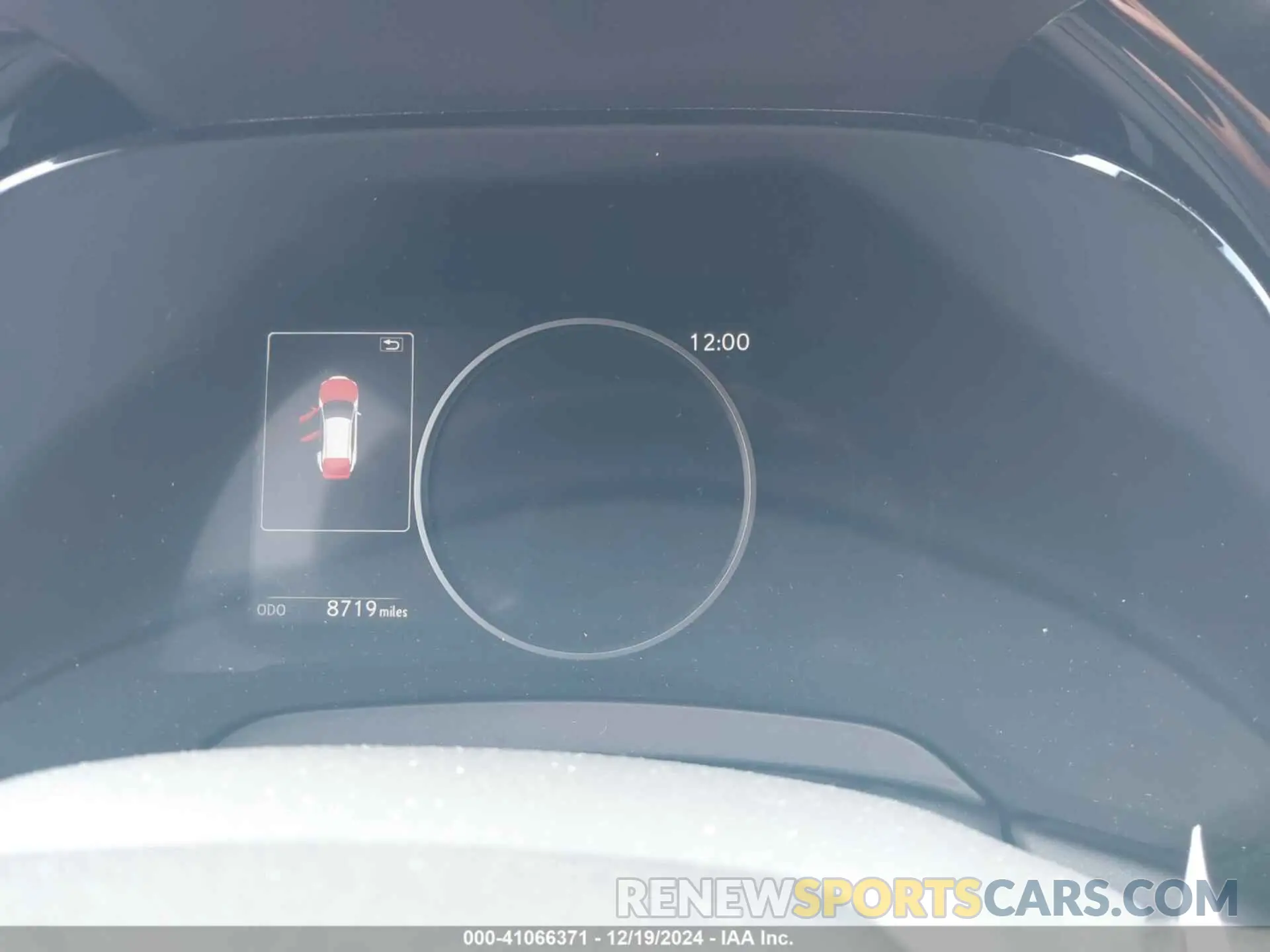 7 Фотография поврежденного автомобиля JTJCHMAA3R2015224 LEXUS RX 350 2024