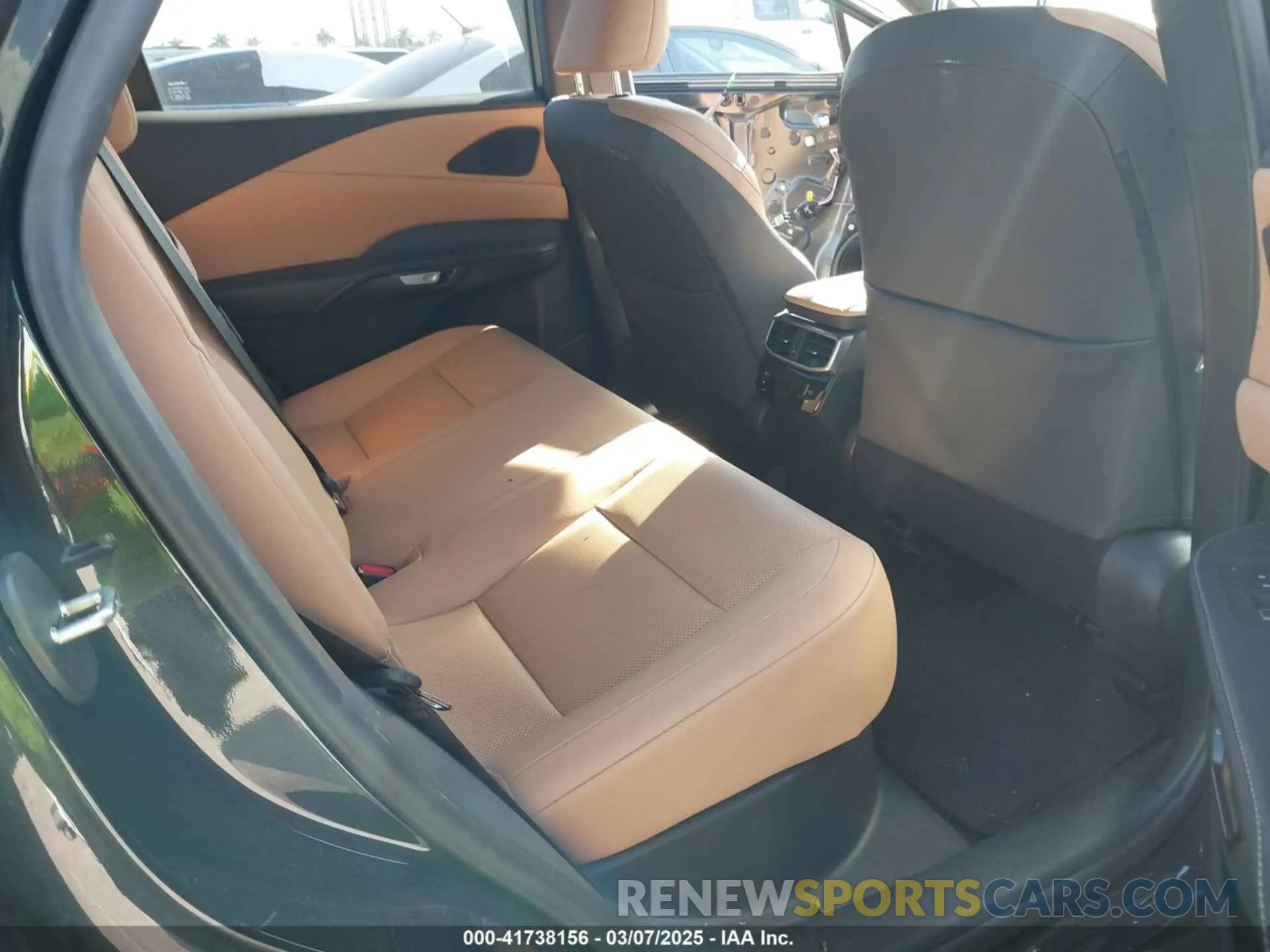 8 Photograph of a damaged car JTJCHMAA3R2018477 LEXUS RX 350 2024