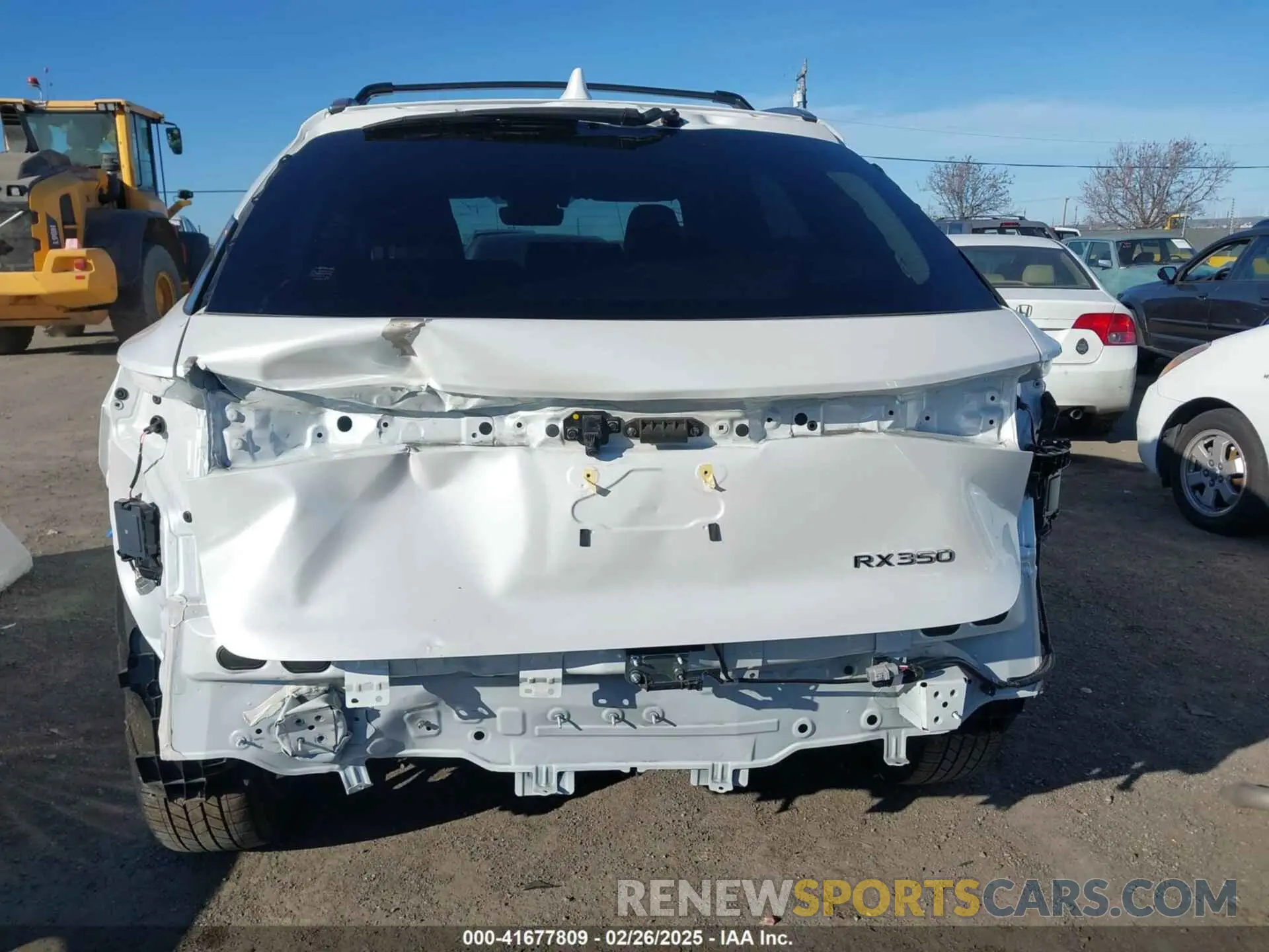 17 Фотография поврежденного автомобиля JTJCHMAA6R2013967 LEXUS RX 350 2024