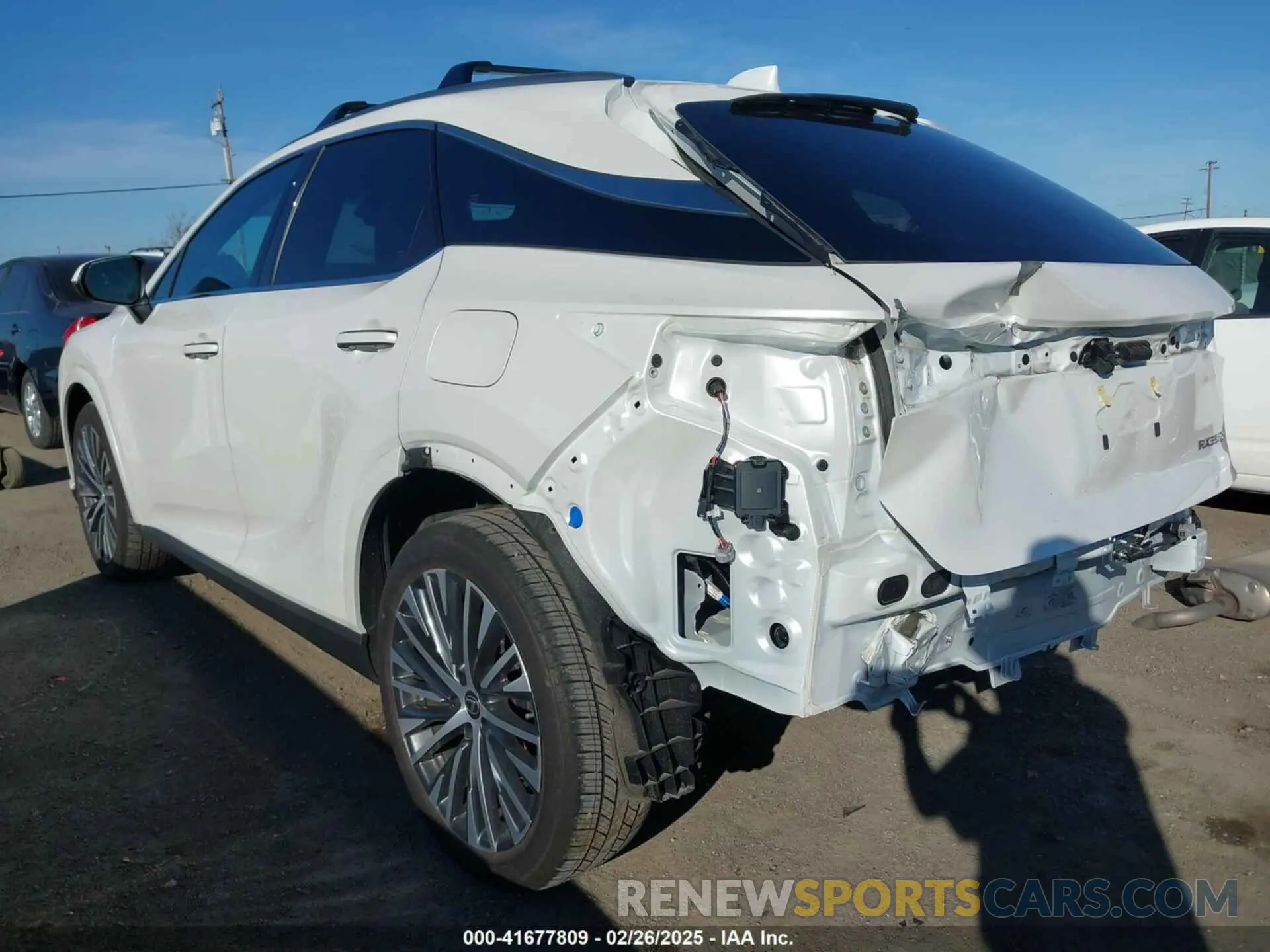3 Фотография поврежденного автомобиля JTJCHMAA6R2013967 LEXUS RX 350 2024