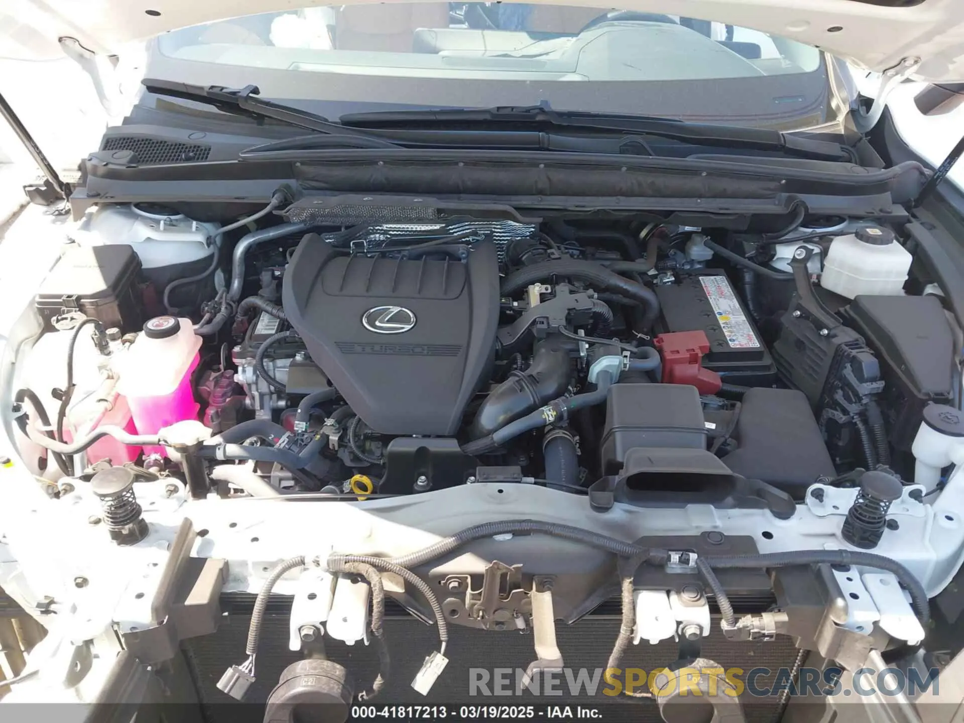 10 Фотография поврежденного автомобиля JTJCHMAA9R2013137 LEXUS RX 350 2024