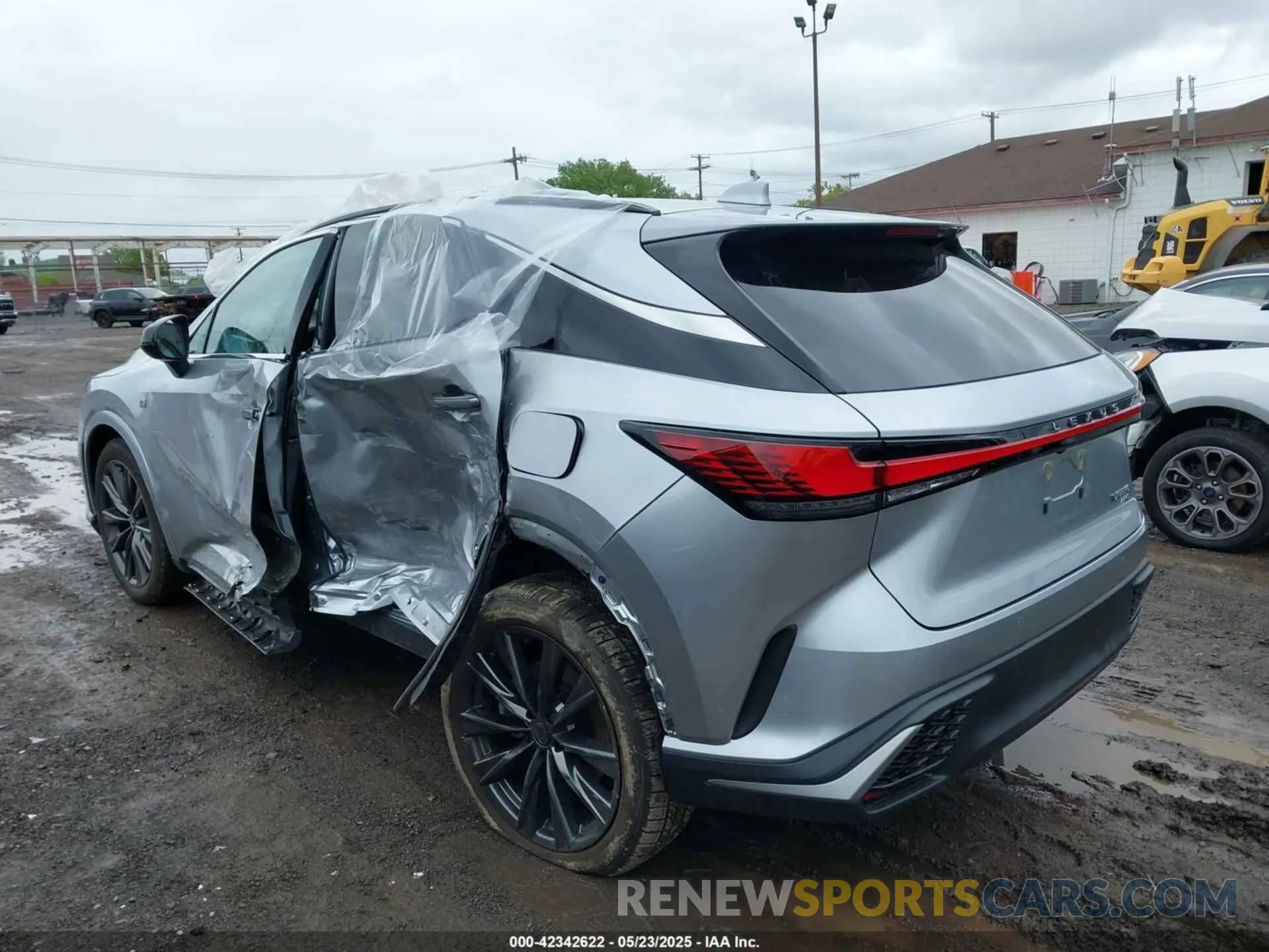 3 Фотография поврежденного автомобиля 2T2BAMCAXSC091011 LEXUS RX 350 2025