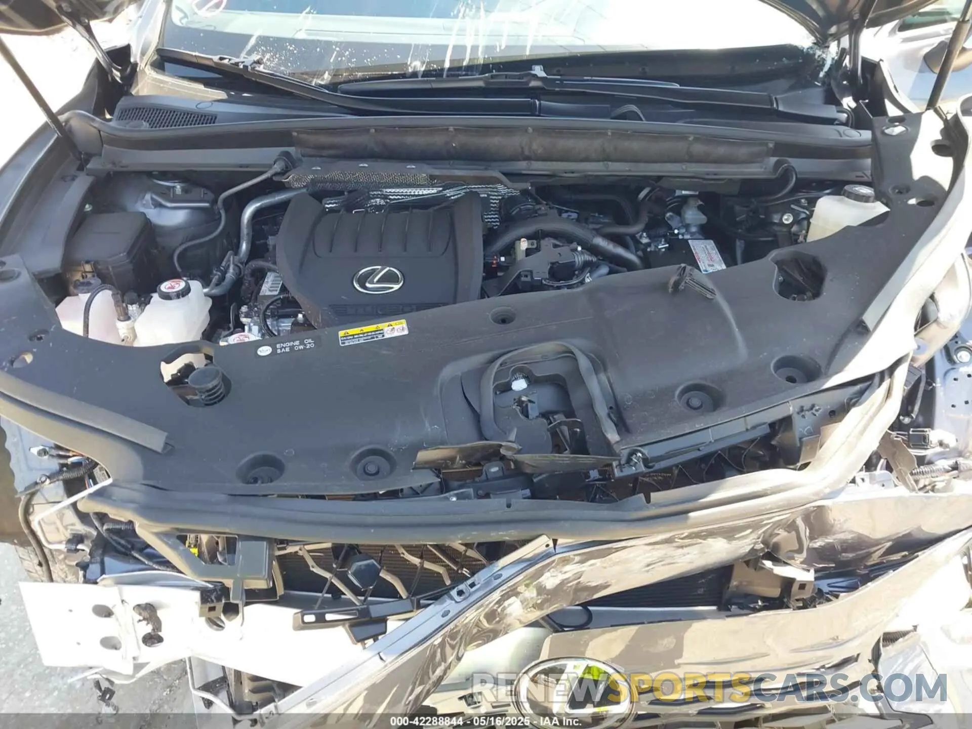 10 Фотография поврежденного автомобиля JTJCHMAA3S2022146 LEXUS RX 350 2025