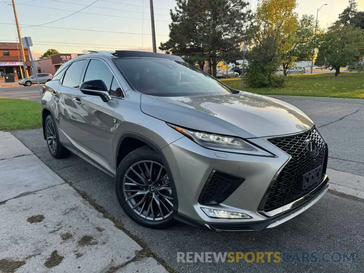 1 Фотография поврежденного автомобиля 2T2YZMDA9MC300923 LEXUS RX 350 F S 2021
