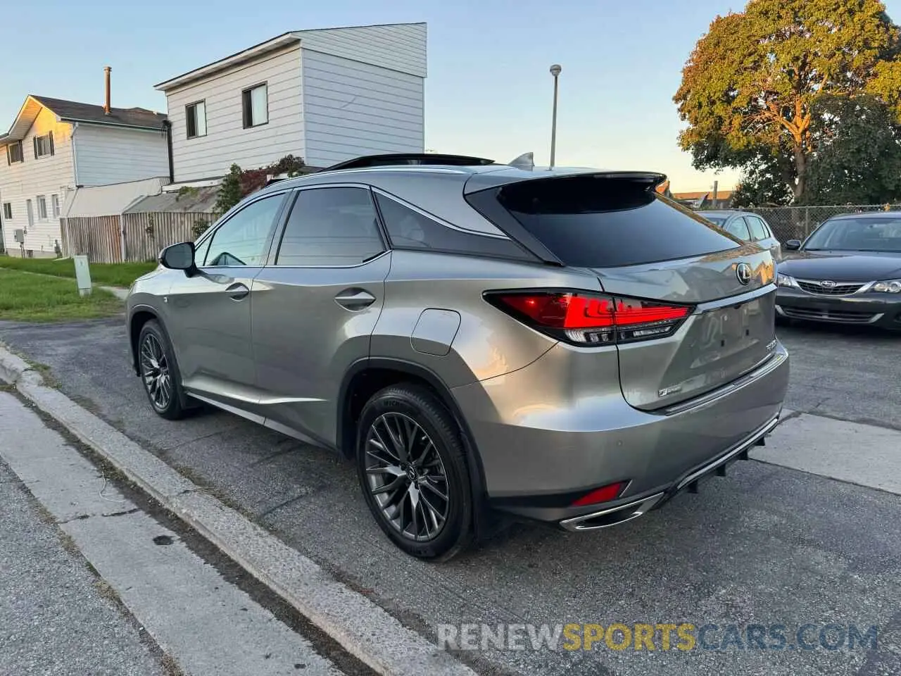 3 Фотография поврежденного автомобиля 2T2YZMDA9MC300923 LEXUS RX 350 F S 2021