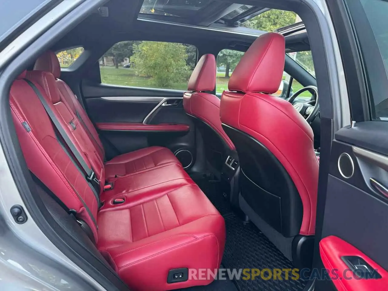 6 Фотография поврежденного автомобиля 2T2YZMDA9MC300923 LEXUS RX 350 F S 2021