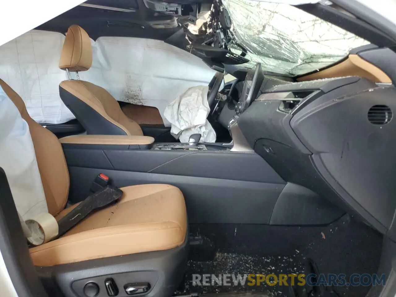 7 Photograph of a damaged car JTJCHMAA1R2020437 LEXUS RX 350 PRE 2024