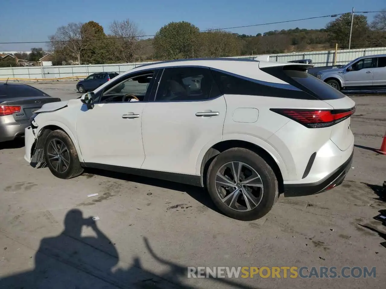 2 Фотография поврежденного автомобиля JTJCHMAA2R2012783 LEXUS RX 350 PRE 2024
