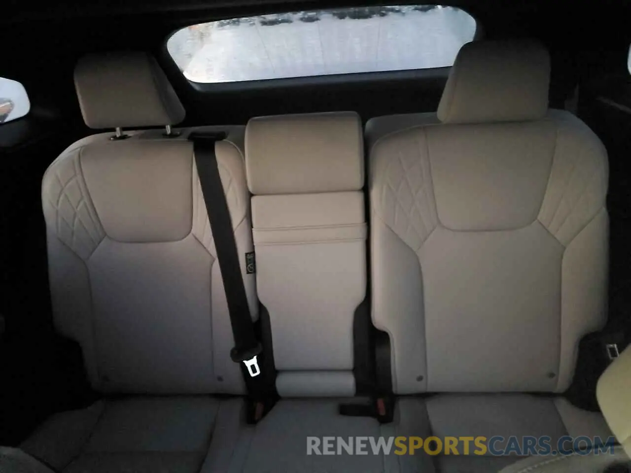 10 Photograph of a damaged car JTJCHMAA5R2016827 LEXUS RX 350 PRE 2024