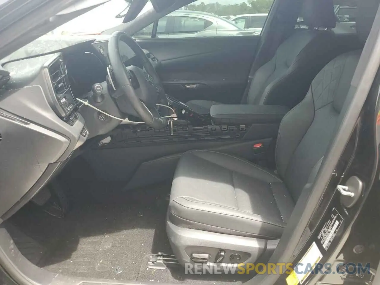 7 Фотография поврежденного автомобиля JTJCHMAA7R2020975 LEXUS RX 350 PRE 2024