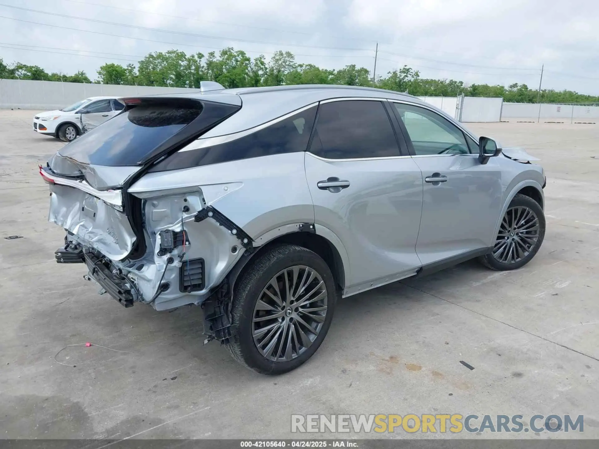 4 Фотография поврежденного автомобиля 2T2BBMCA8PC022516 LEXUS RX 350H 2023