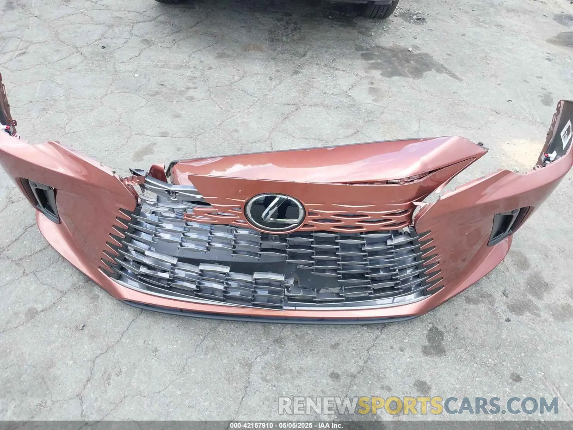 19 Фотография поврежденного автомобиля 2T2BBMCA1RC054680 LEXUS RX 350H 2024