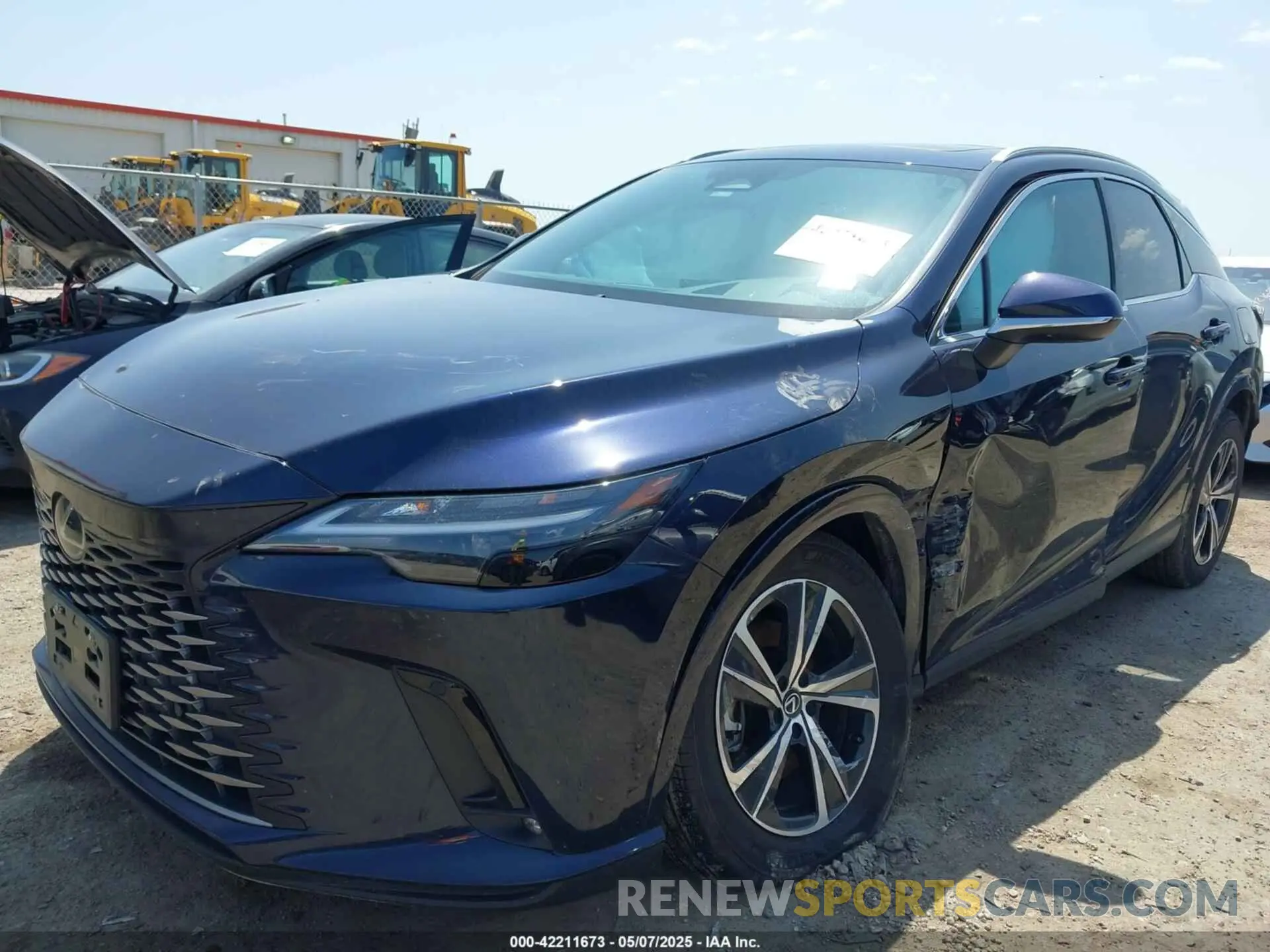2 Фотография поврежденного автомобиля 2T2BBMCA2RC027049 LEXUS RX 350H 2024