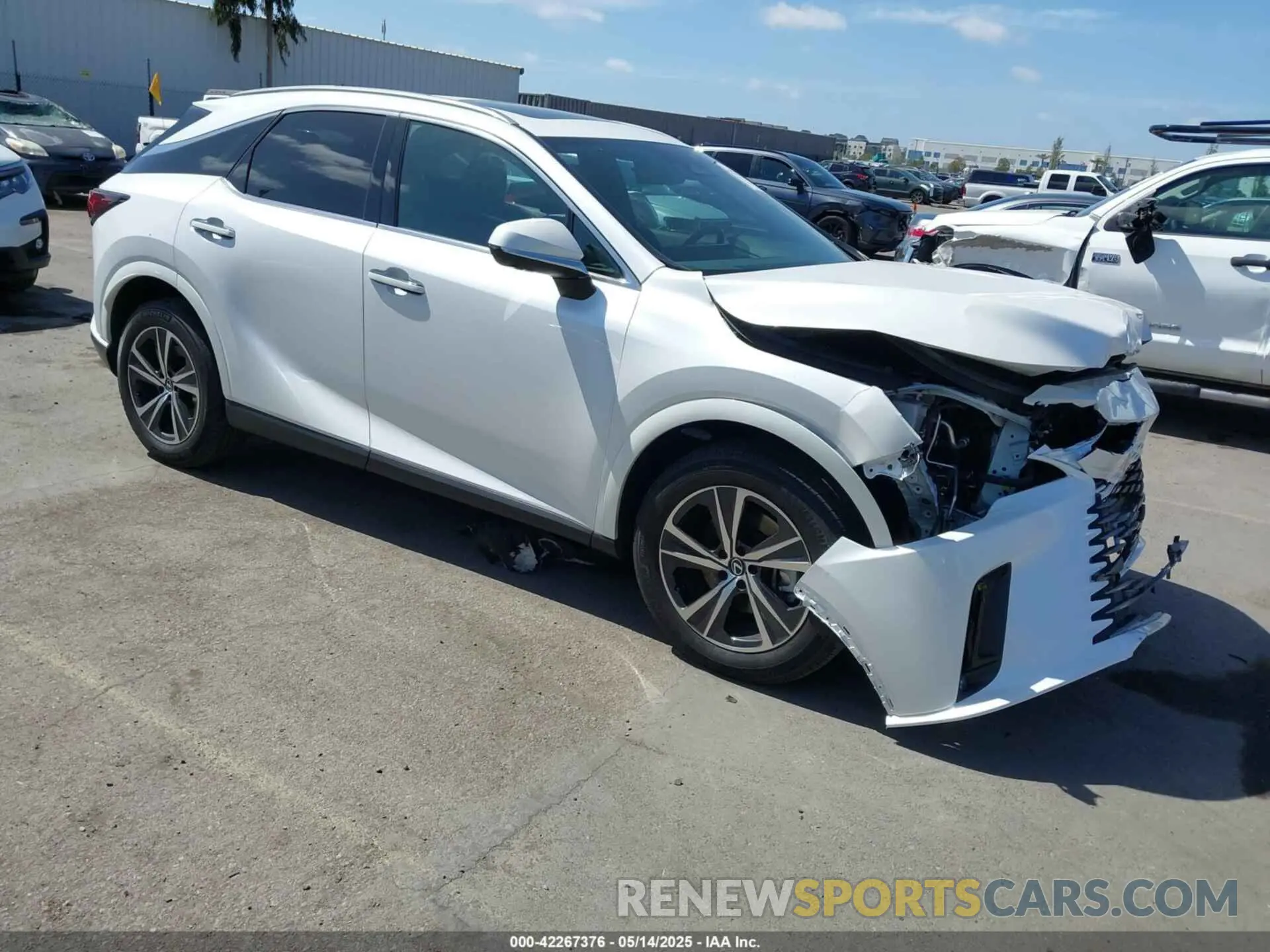 1 Photograph of a damaged car 2T2BBMCA2RC041498 LEXUS RX 350H 2024