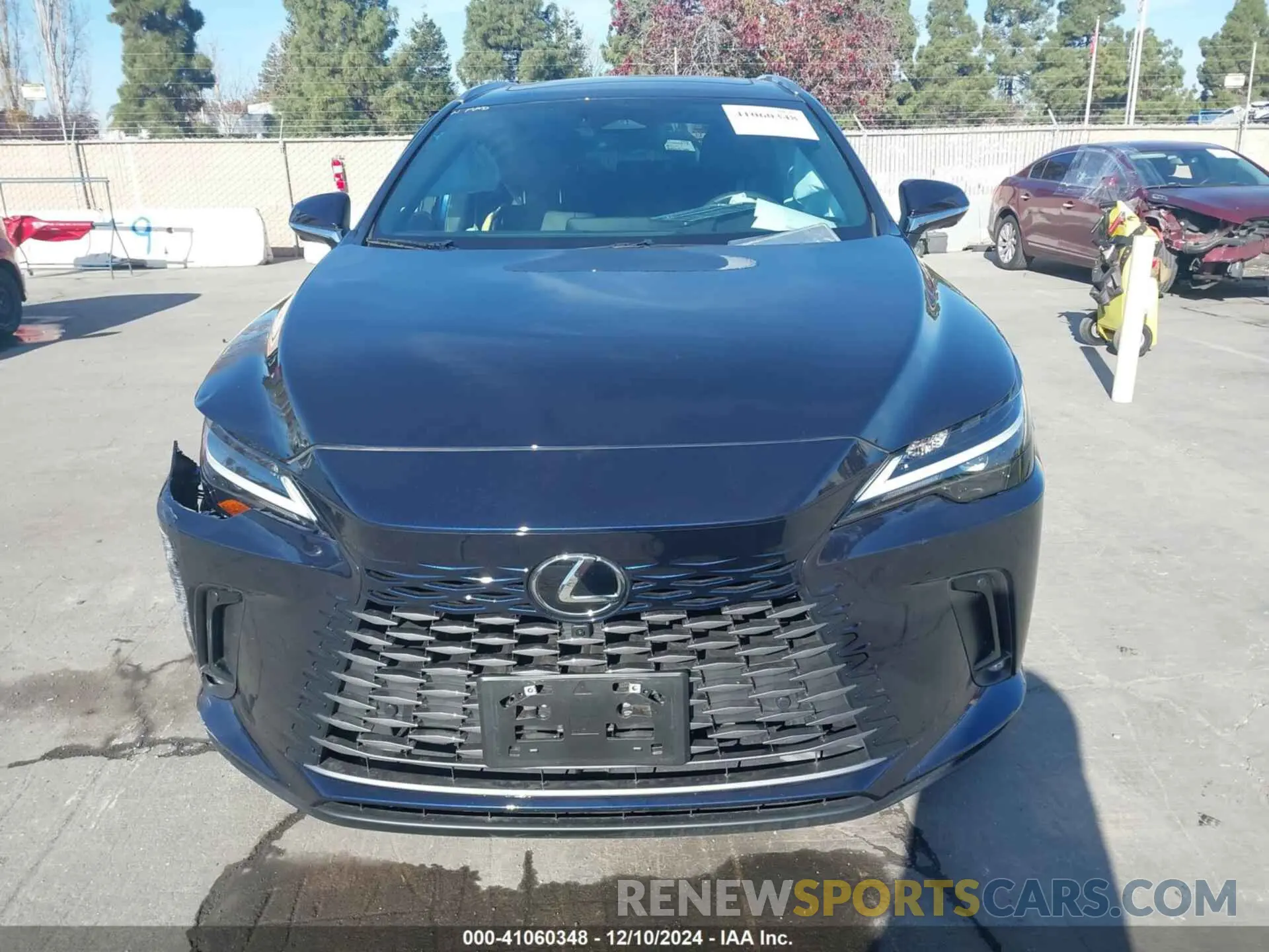 12 Фотография поврежденного автомобиля 2T2BBMCA8RC032689 LEXUS RX 350H 2024