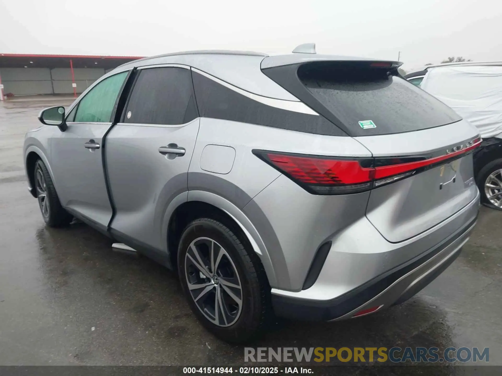 3 Фотография поврежденного автомобиля 2T2BBMCA2SC070392 LEXUS RX 350H 2025