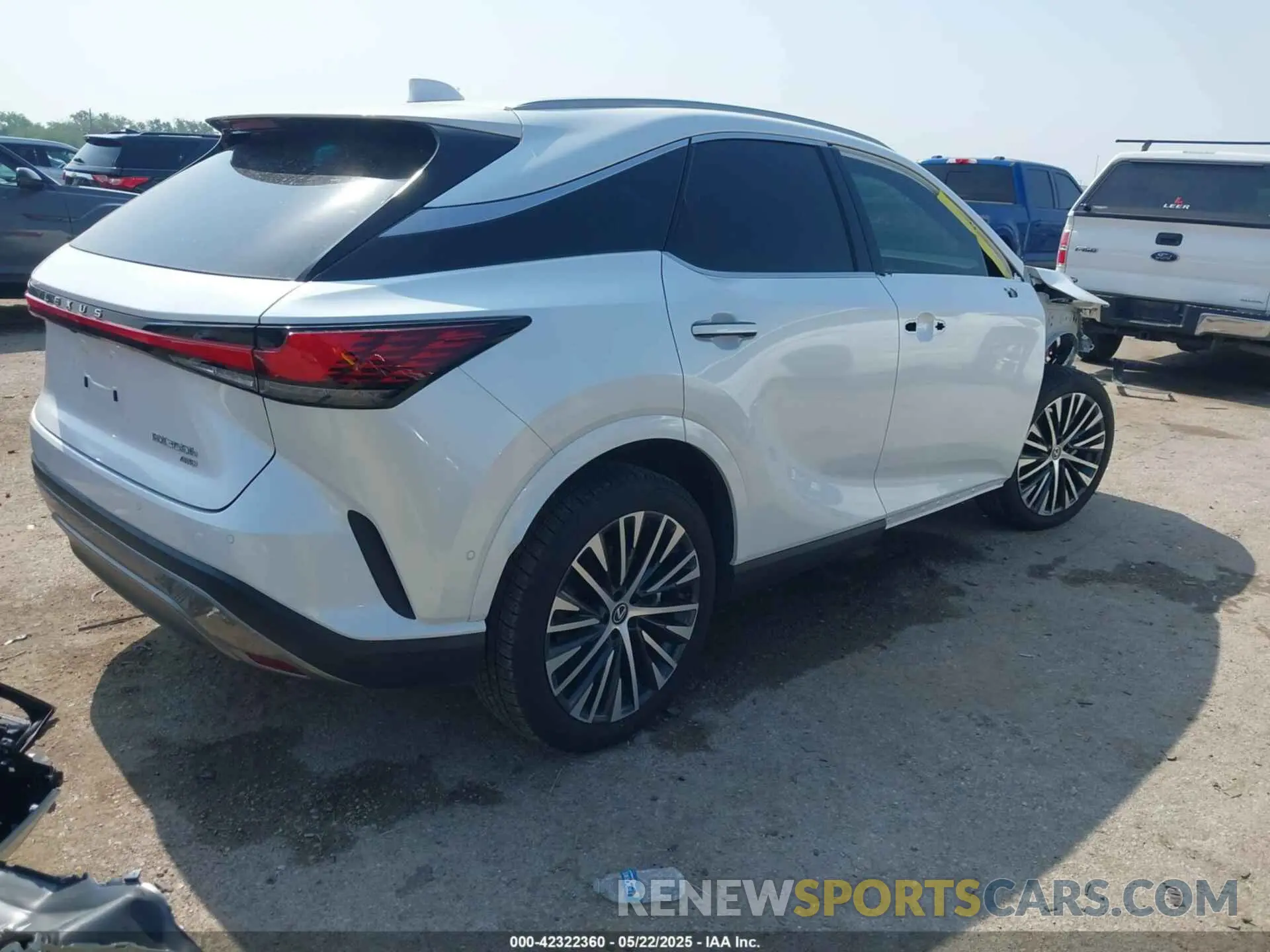 4 Фотография поврежденного автомобиля 2T2BBMCA7SC071814 LEXUS RX 350H 2025