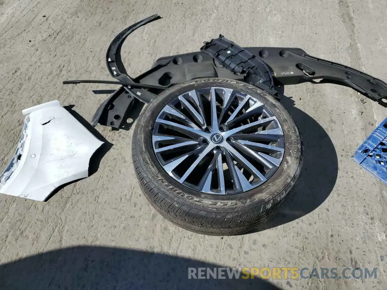13 Фотография поврежденного автомобиля 2T2BBMCA0PC009677 LEXUS RX 350H BA 2023