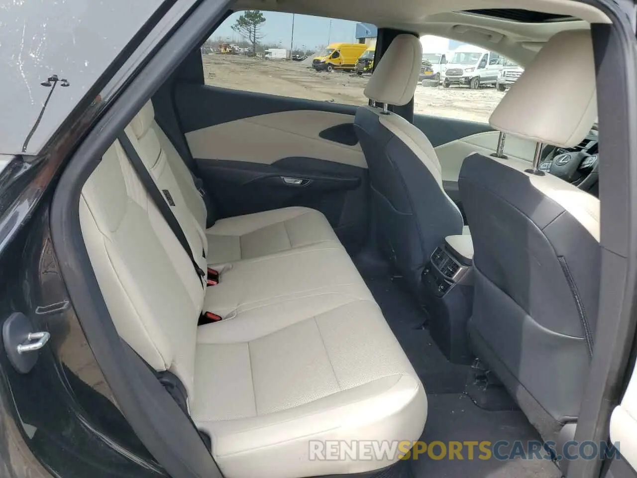 11 Фотография поврежденного автомобиля 2T2BBMCA3PC007115 LEXUS RX 350H BA 2023