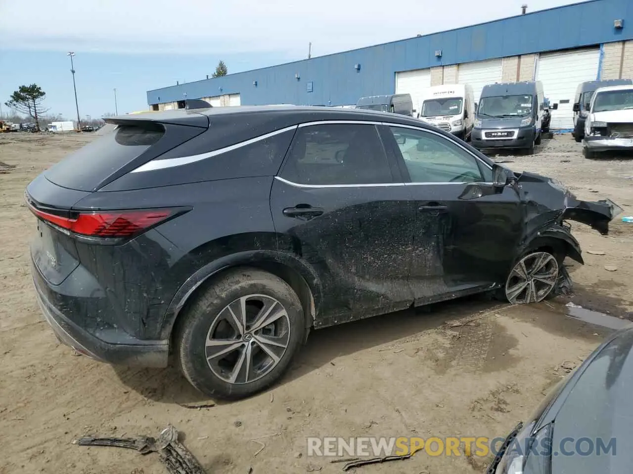3 Фотография поврежденного автомобиля 2T2BBMCA3PC007115 LEXUS RX 350H BA 2023