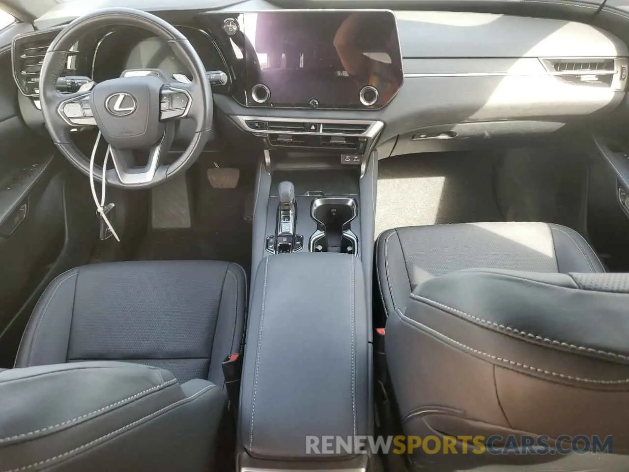 8 Фотография поврежденного автомобиля 2T2BBMCA1RC027303 LEXUS RX 350H BA 2024