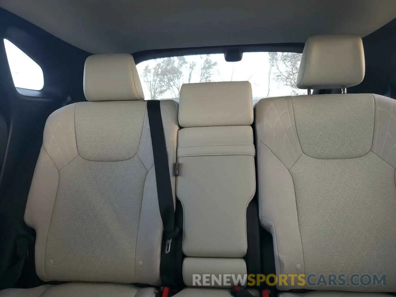 10 Фотография поврежденного автомобиля 2T2BBMCA4RC032270 LEXUS RX 350H BA 2024