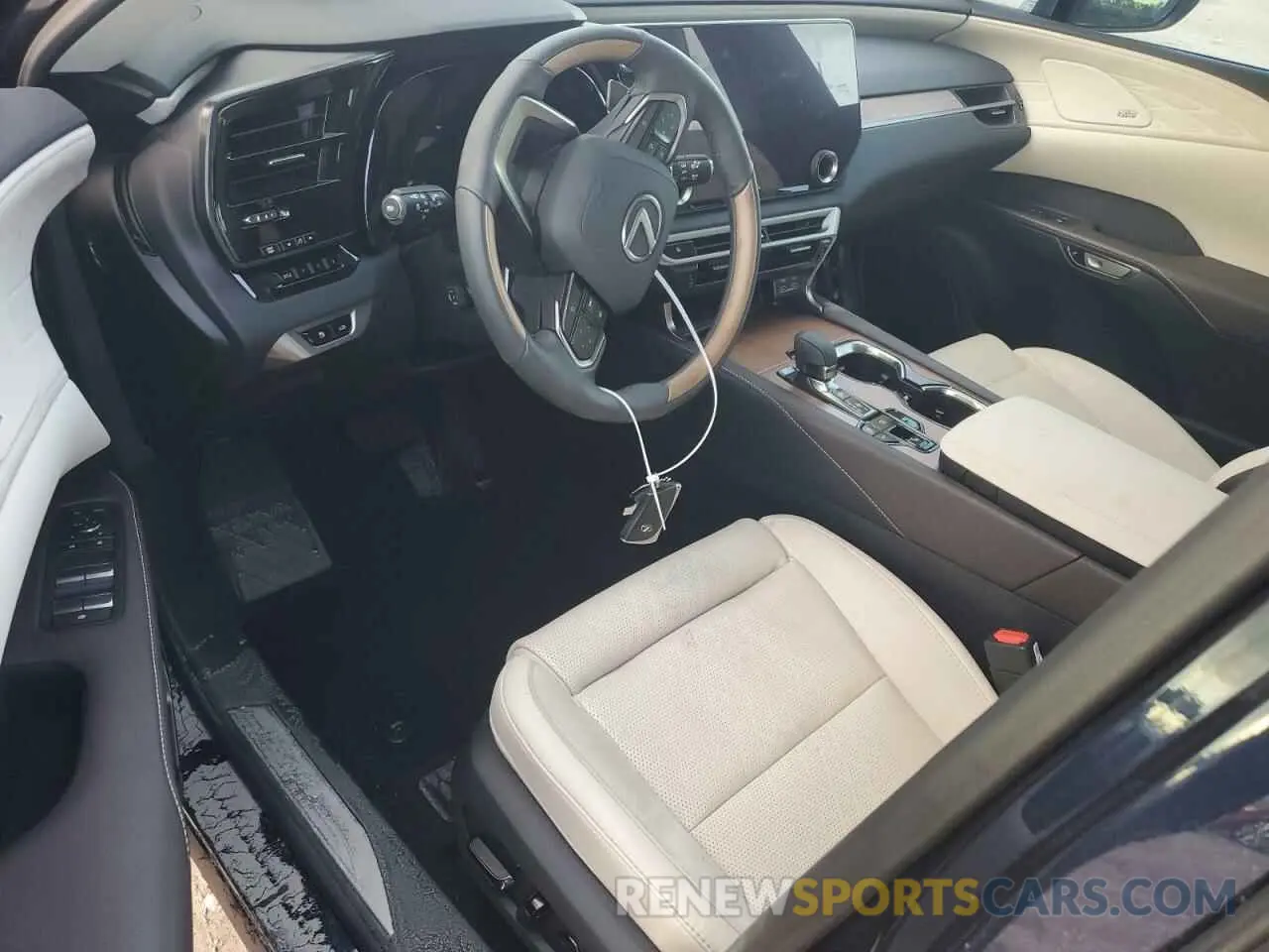 8 Фотография поврежденного автомобиля 2T2BBMCA4RC032270 LEXUS RX 350H BA 2024