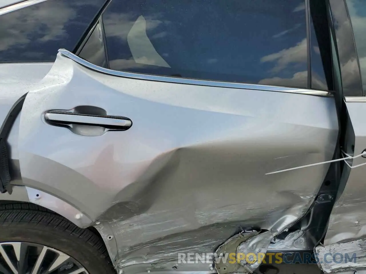 10 Photograph of a damaged car 2T2BBMCA5RC034318 LEXUS RX 350H BA 2024